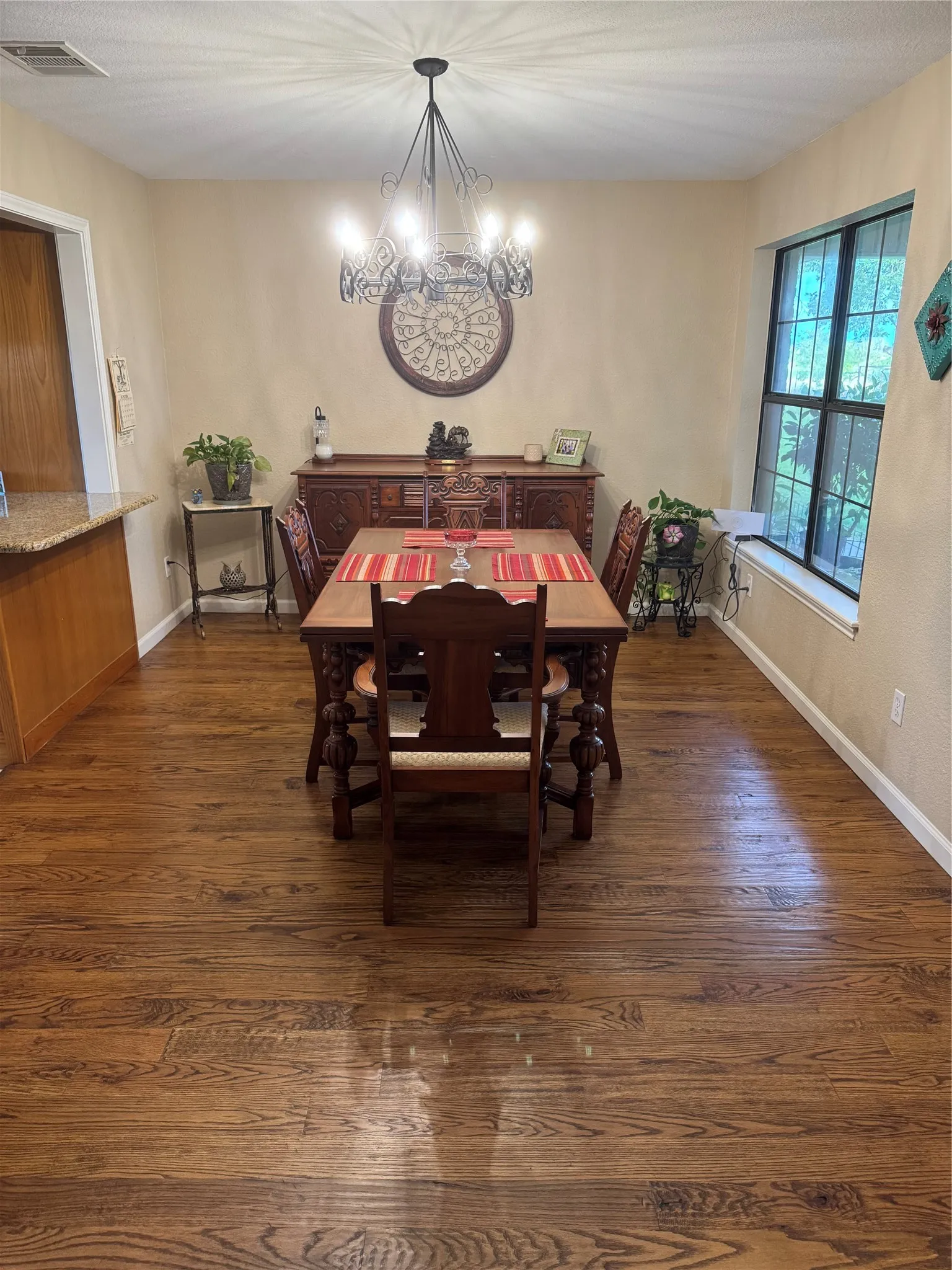 Farm For Sale in Kaufman County , 6655 County Road 118, Kaufman, Texas 75142, 3 Bedrooms, 3 Bathrooms, 2 Garage spaces, 1,833 Sqft, built in 1996, Price $900,000, mls#21282192, Real Estate Agent in Kaufman, Homes For Sale in Kaufman county, Homes For Sale in Kaufman, Realtor in Kaufman Texas, Real Estate Brokerage Independent Realty Texas, Luminita Cordes Realtor