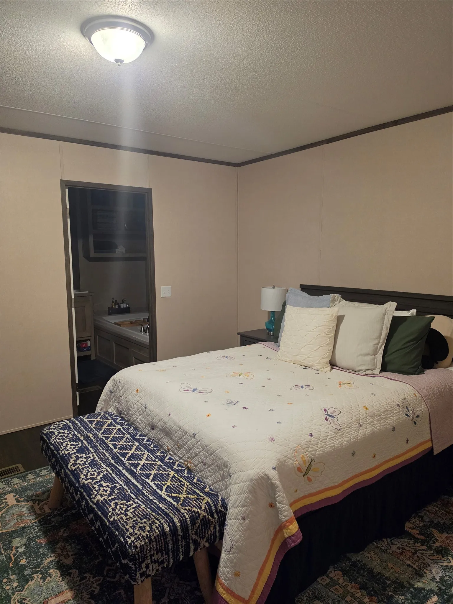 Manufactured Home For Sale in Grayson County , 215 Cannon Lane, Knollwood, Texas 75092, 3 Bedroom, 2 Bathroom, 2 Garage spaces, 1,140 Sqft, built in 2021, mls#21308569, Real Estate Agent in Knollwood, Homes For Sale in Grayson county, Homes For Sale in Knollwood, Realtor in Knollwood Texas, Real Estate Brokerage Independent Realty Texas, Luminita Cordes Realtor