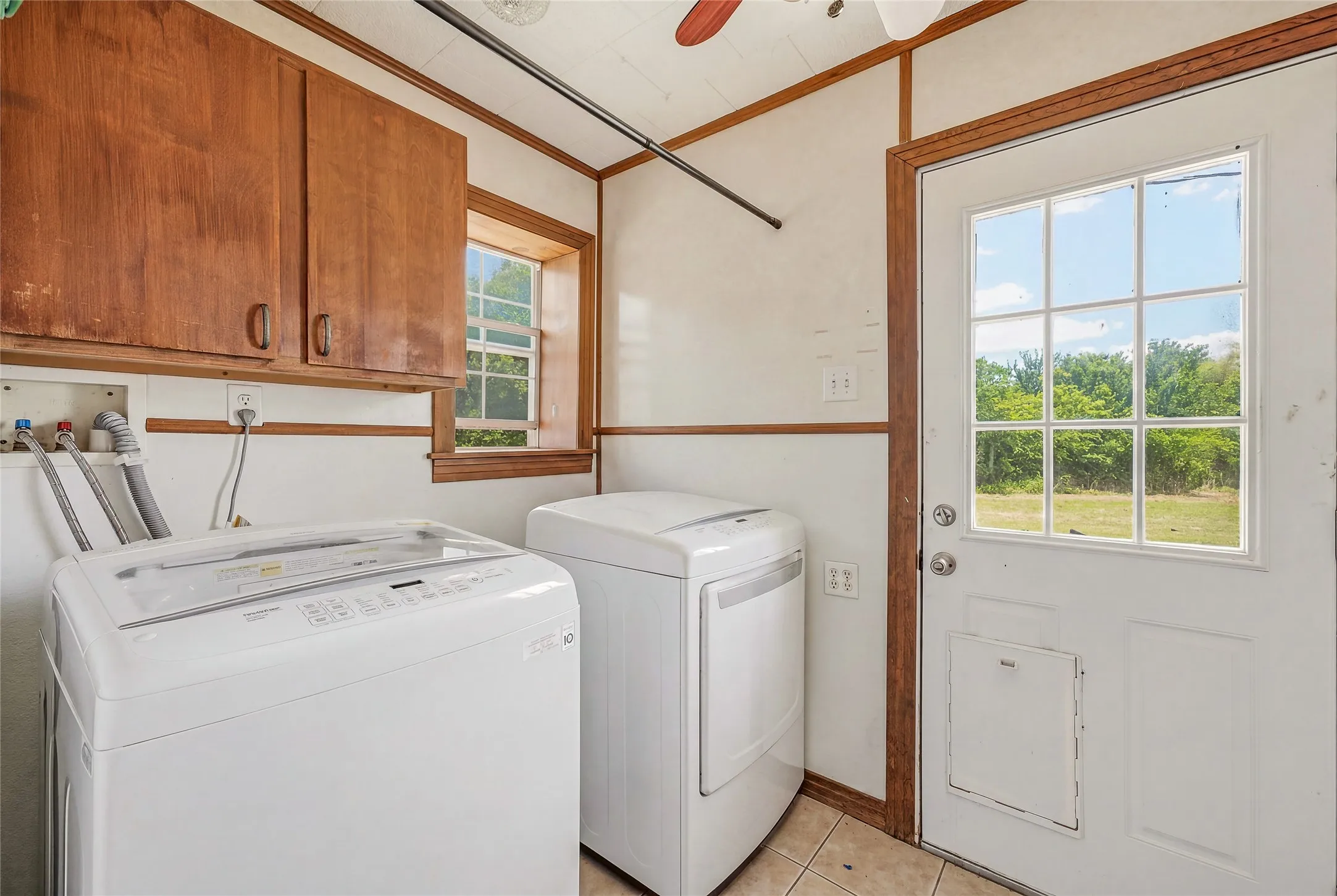 Single Family Residence For Sale in Young County , 111 Medlan Chapel Road, Graham, Texas 76450, 4 Bedroom, 2 Bathroom, Garage spaces, 2,024 Sqft, built in 1940, mls#21308441, Real Estate Agent in Graham, Homes For Sale in Young county, Homes For Sale in Graham, Realtor in Graham Texas, Real Estate Brokerage Independent Realty Texas, Luminita Cordes Realtor