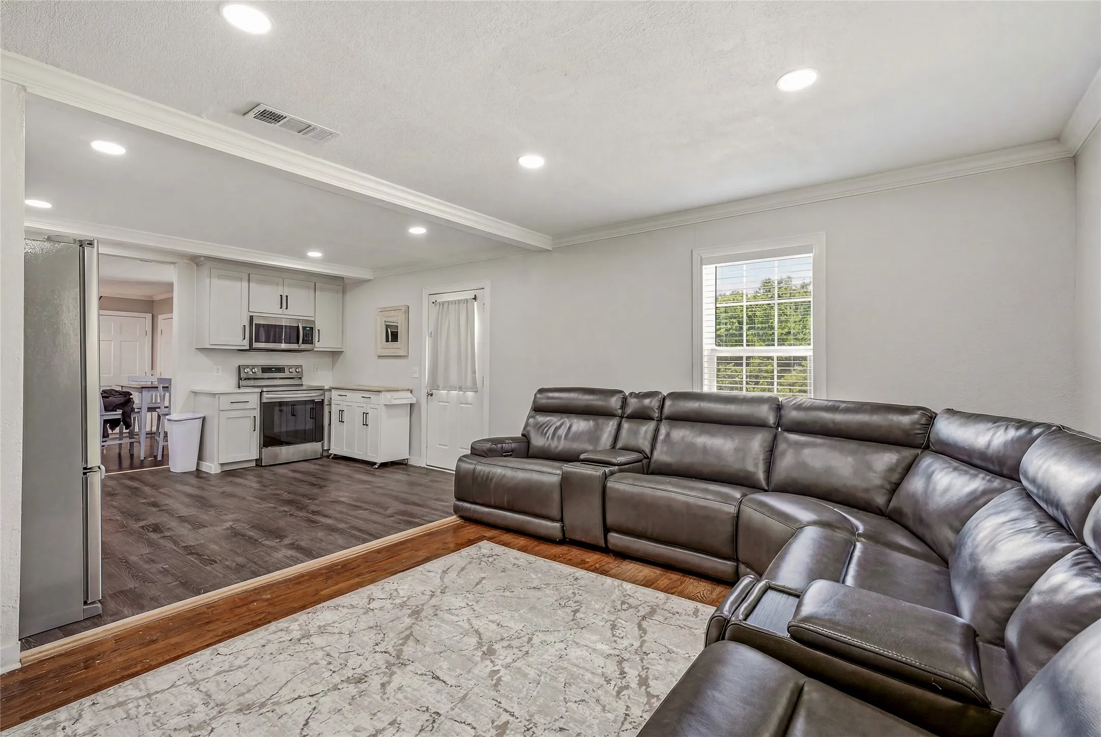 Single Family Residence For Sale in Young County , 111 Medlan Chapel Road, Graham, Texas 76450, 4 Bedroom, 2 Bathroom, Garage spaces, 2,024 Sqft, built in 1940, mls#21308441, Real Estate Agent in Graham, Homes For Sale in Young county, Homes For Sale in Graham, Realtor in Graham Texas, Real Estate Brokerage Independent Realty Texas, Luminita Cordes Realtor