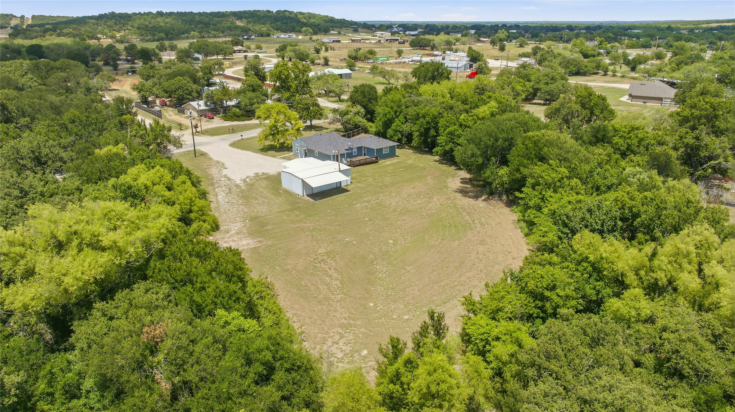 Single Family Residence For Sale in Young County , 111 Medlan Chapel Road, Graham, Texas 76450, 4 Bedroom, 2 Bathroom, Garage spaces, 2,024 Sqft, built in 1940, mls#21308441, Real Estate Agent in Graham, Homes For Sale in Young county, Homes For Sale in Graham, Realtor in Graham Texas, Real Estate Brokerage Independent Realty Texas, Luminita Cordes Realtor