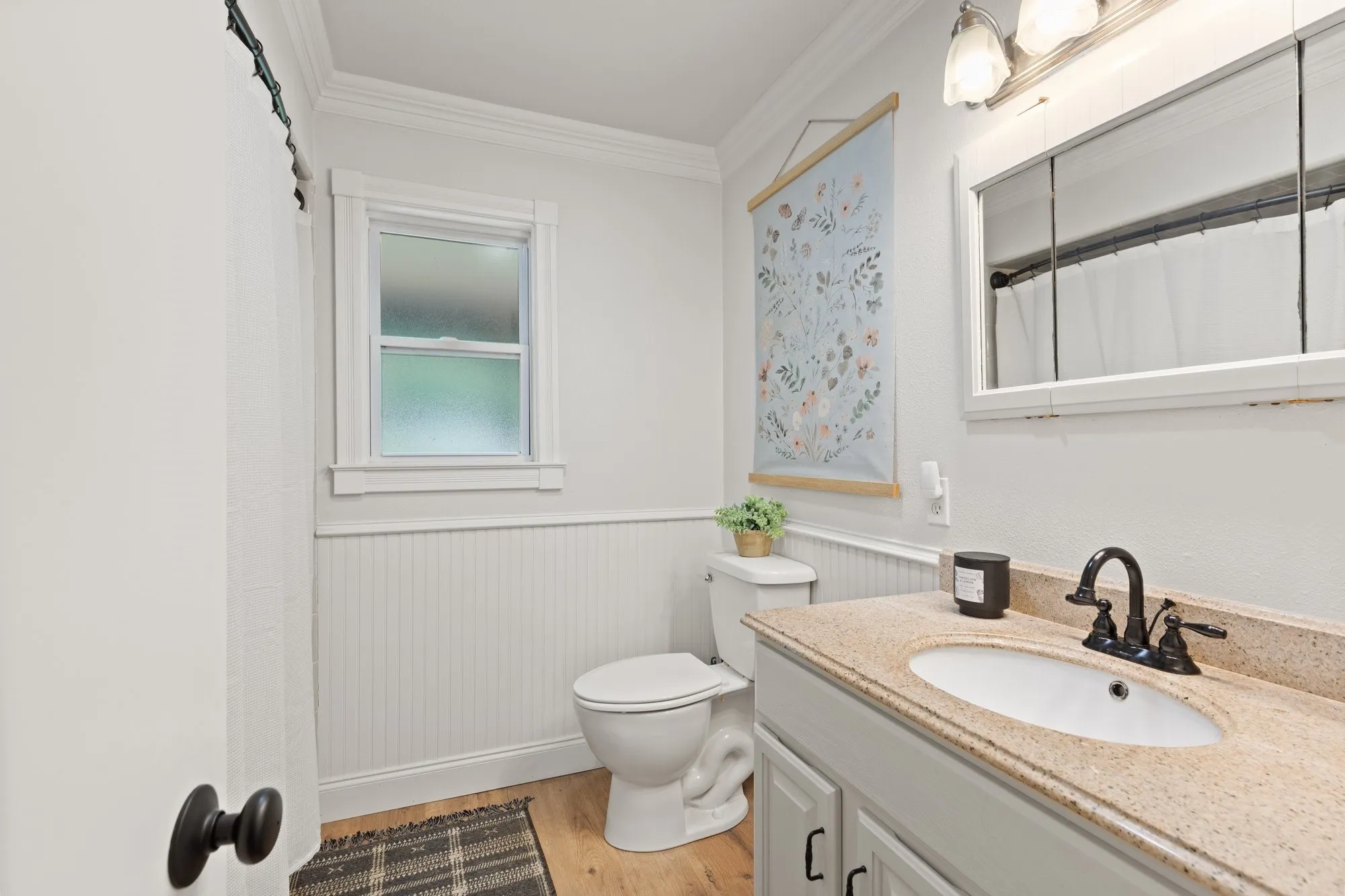 Single Family Residence For Sale in Franklin (TX) County , 331 Spring Creek Drive, Mount Vernon, Texas 75457, 4 Bedroom, 4 Bathroom, 2 Garage spaces, 2,292 Sqft, built in 1986, mls#21308721, Real Estate Agent in Mount Vernon, Homes For Sale in Franklin (TX) county, Homes For Sale in Mount Vernon, Realtor in Mount Vernon Texas, Real Estate Brokerage Independent Realty Texas, Luminita Cordes Realtor