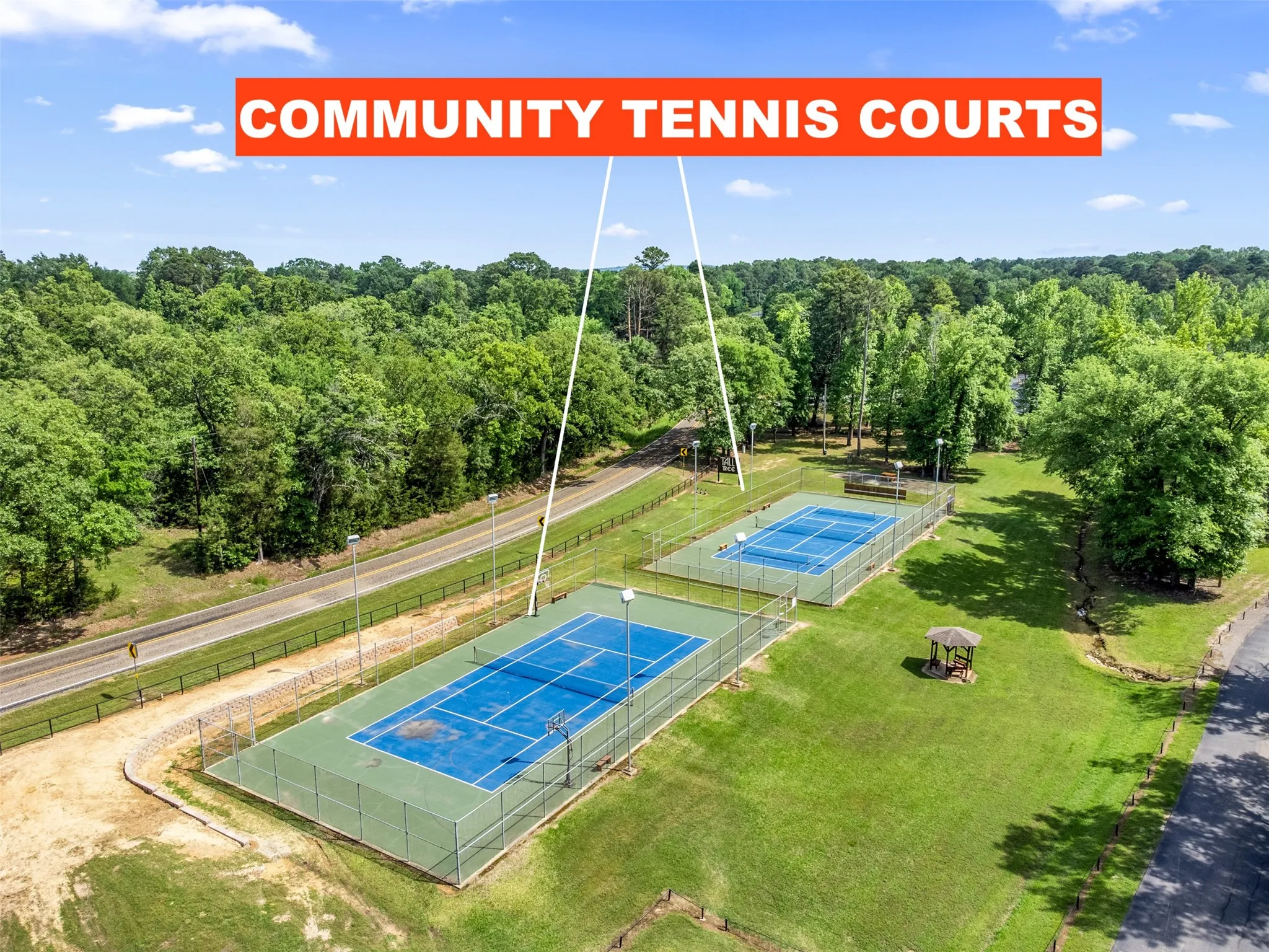Single Family Residence For Sale in Franklin (TX) County , 331 Spring Creek Drive, Mount Vernon, Texas 75457, 4 Bedroom, 4 Bathroom, 2 Garage spaces, 2,292 Sqft, built in 1986, mls#21308721, Real Estate Agent in Mount Vernon, Homes For Sale in Franklin (TX) county, Homes For Sale in Mount Vernon, Realtor in Mount Vernon Texas, Real Estate Brokerage Independent Realty Texas, Luminita Cordes Realtor