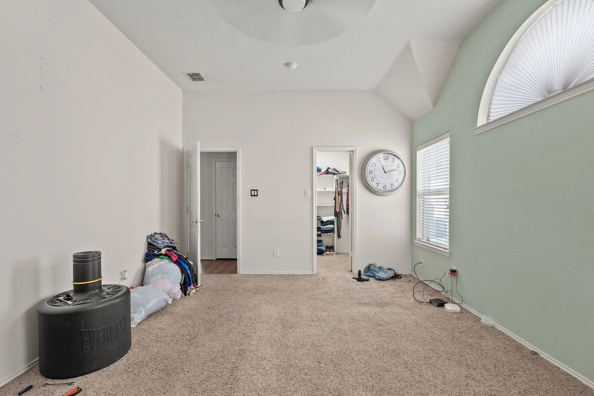 Single Family Residence For Sale in Collin County , 5909 Pinyon Drive, Mc Kinney, Texas 75070, 4 Bedroom, 2 Bathroom, 2 Garage spaces, 2,260 Sqft, built in 2000, mls#21306268, Real Estate Agent in Mc Kinney, Homes For Sale in Collin county, Homes For Sale in Mc Kinney, Realtor in Mc Kinney Texas, Real Estate Brokerage Independent Realty Texas, Luminita Cordes Realtor