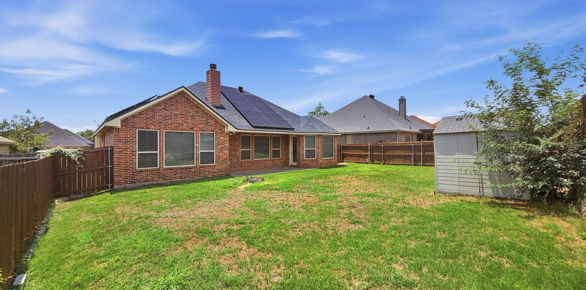 Single Family Residence For Sale in Hood County , 608 Donna Circle, Granbury, Texas 76049, 4 Bedroom, 2 Bathroom, 2 Garage spaces, 1,920 Sqft, built in 2011, mls#21308741, Real Estate Agent in Granbury, Homes For Sale in Hood county, Homes For Sale in Granbury, Realtor in Granbury Texas, Real Estate Brokerage Independent Realty Texas, Luminita Cordes Realtor