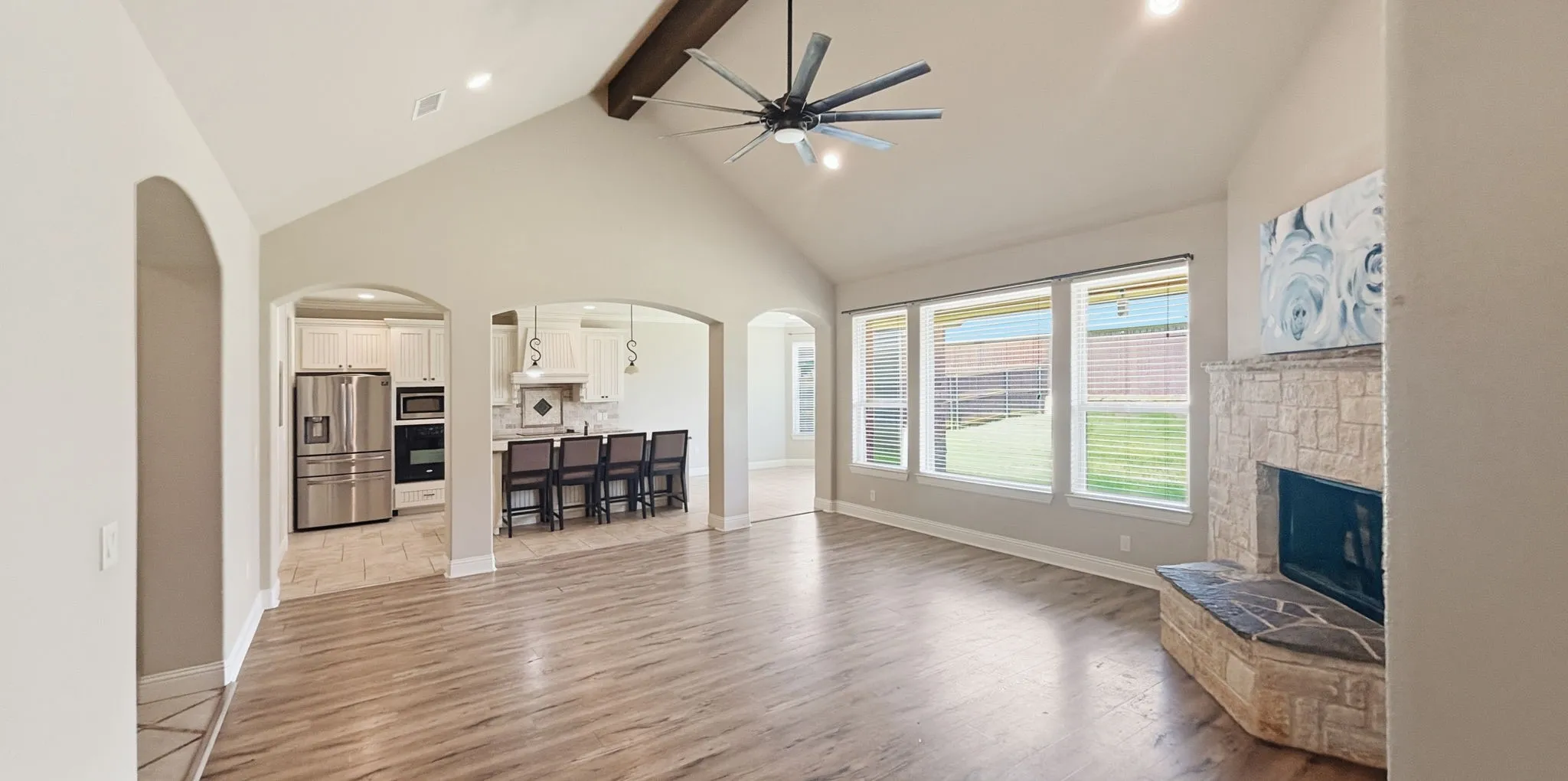 Single Family Residence For Sale in Hood County , 608 Donna Circle, Granbury, Texas 76049, 4 Bedroom, 2 Bathroom, 2 Garage spaces, 1,920 Sqft, built in 2011, mls#21308741, Real Estate Agent in Granbury, Homes For Sale in Hood county, Homes For Sale in Granbury, Realtor in Granbury Texas, Real Estate Brokerage Independent Realty Texas, Luminita Cordes Realtor
