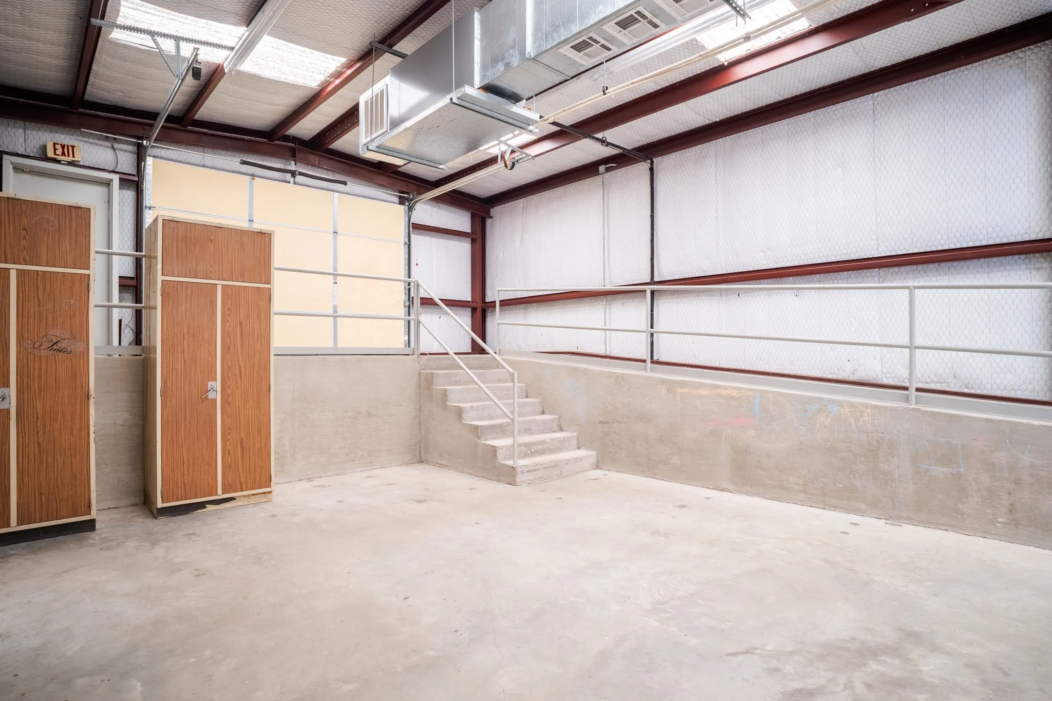 Retail For Sale in Limestone County , 837 State Hwy 171 Highway, Mexia, Texas 76667, 0, 0, Garage spaces, 0 Sqft, built in 1988, mls#21304628, Real Estate Agent in Mexia, Homes For Sale in Limestone county, Homes For Sale in Mexia, Realtor in Mexia Texas, Real Estate Brokerage Independent Realty Texas, Luminita Cordes Realtor