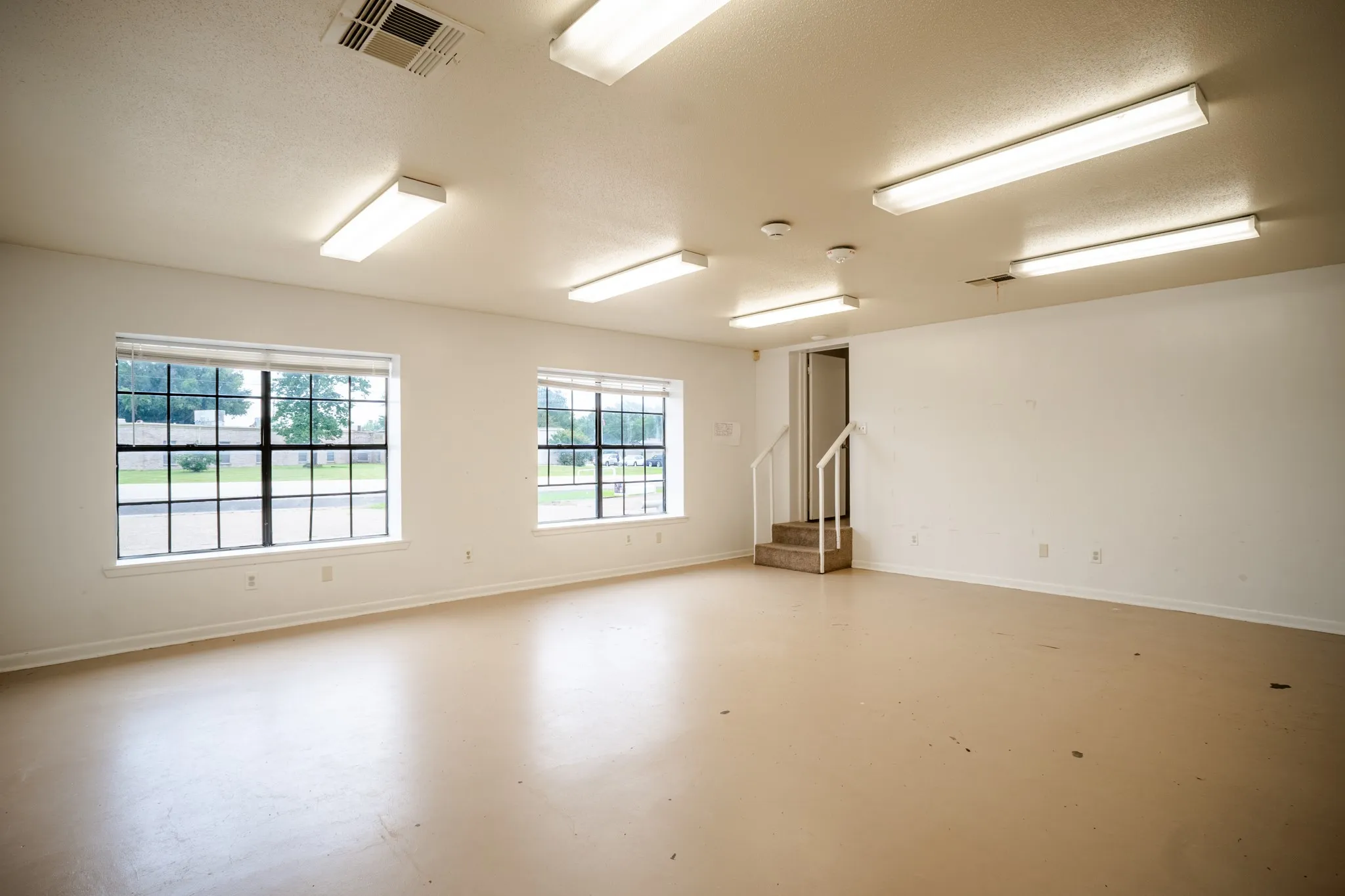 Retail For Sale in Limestone County , 837 State Hwy 171 Highway, Mexia, Texas 76667, 0, 0, Garage spaces, 0 Sqft, built in 1988, mls#21304628, Real Estate Agent in Mexia, Homes For Sale in Limestone county, Homes For Sale in Mexia, Realtor in Mexia Texas, Real Estate Brokerage Independent Realty Texas, Luminita Cordes Realtor