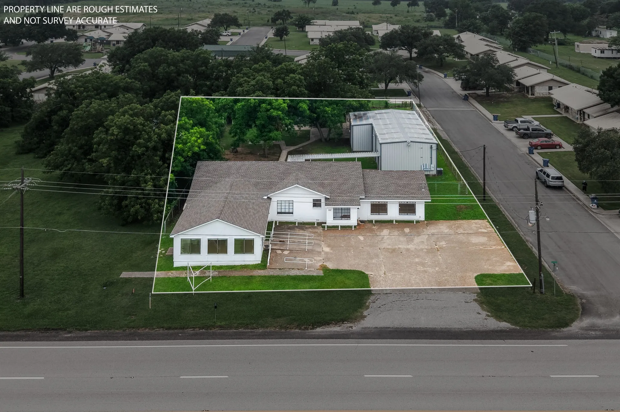 Retail For Sale in Limestone County , 837 State Hwy 171 Highway, Mexia, Texas 76667, 0, 0, Garage spaces, 0 Sqft, built in 1988, mls#21304628, Real Estate Agent in Mexia, Homes For Sale in Limestone county, Homes For Sale in Mexia, Realtor in Mexia Texas, Real Estate Brokerage Independent Realty Texas, Luminita Cordes Realtor