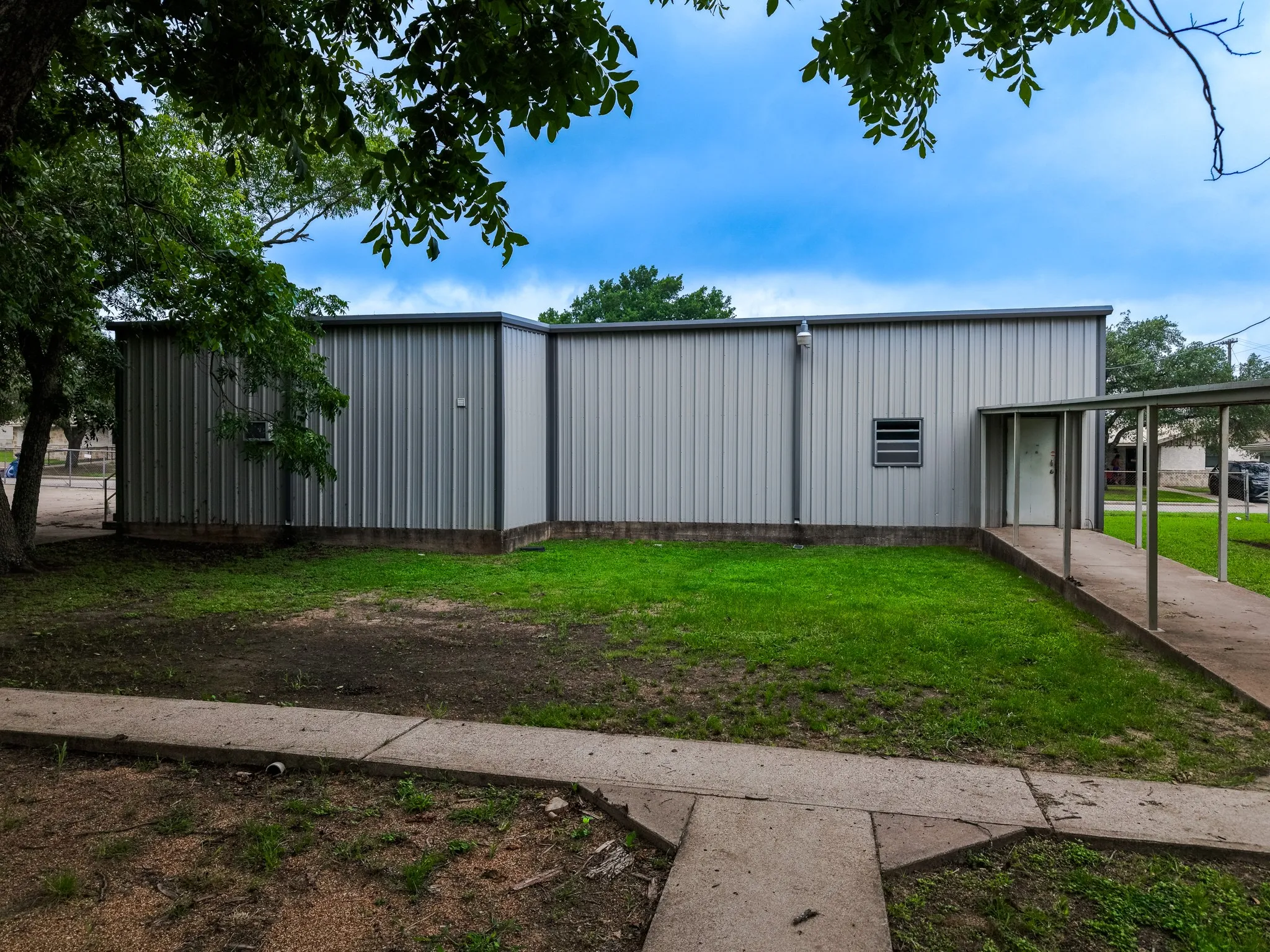 Retail For Sale in Limestone County , 837 State Hwy 171 Highway, Mexia, Texas 76667, 0, 0, Garage spaces, 0 Sqft, built in 1988, mls#21304628, Real Estate Agent in Mexia, Homes For Sale in Limestone county, Homes For Sale in Mexia, Realtor in Mexia Texas, Real Estate Brokerage Independent Realty Texas, Luminita Cordes Realtor