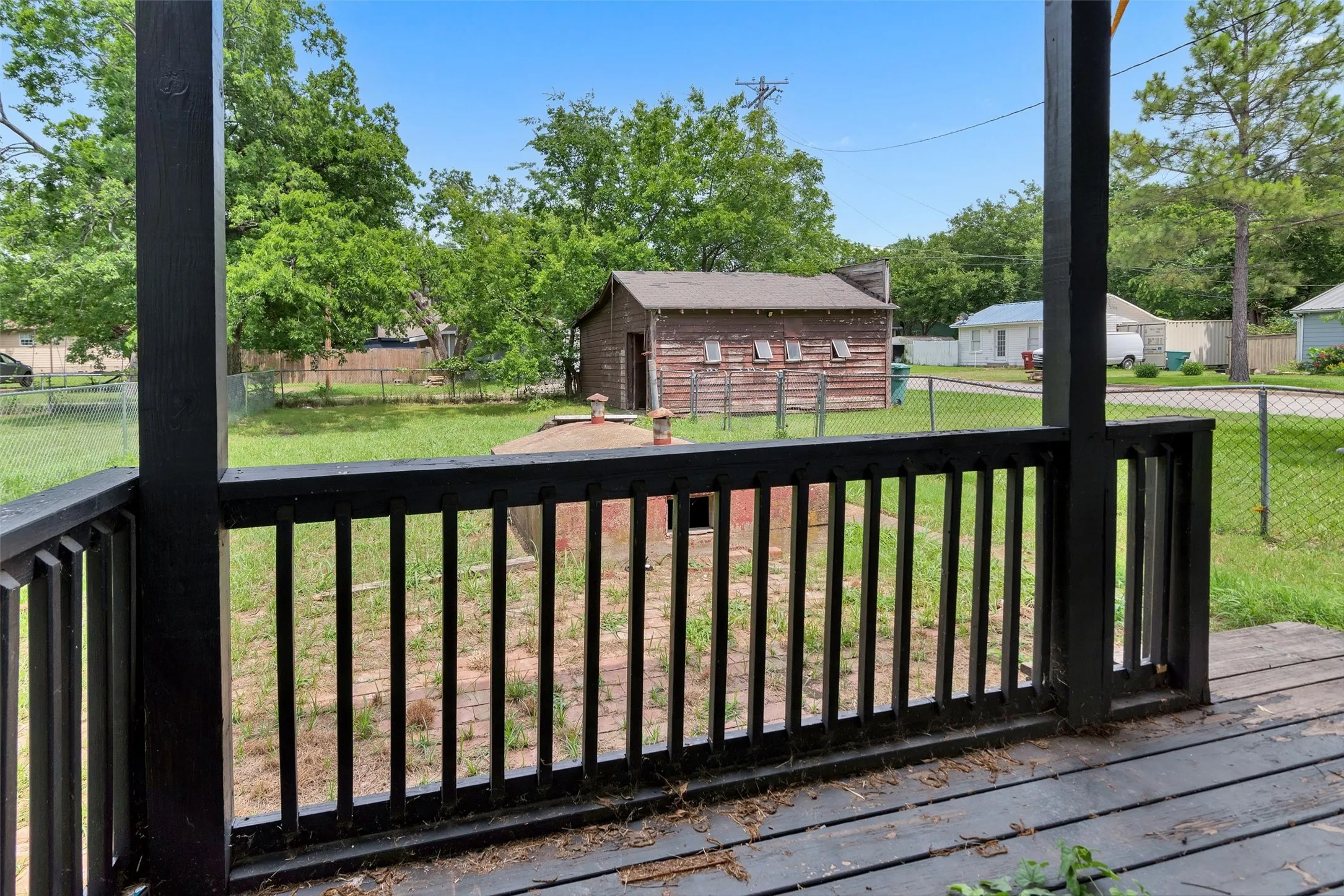 Single Family Residence For Rent in Grayson County , 721 S First Street, Sherman, Texas 75090, 3 Bedroom, 2 Bathroom, Garage spaces, 1,476 Sqft, built in 1920, mls#21308764, Real Estate Agent in Sherman, Homes For Rent in Grayson county, Homes For Rent in Sherman, Realtor in Sherman Texas, Real Estate Brokerage Independent Realty Texas, Luminita Cordes Realtor