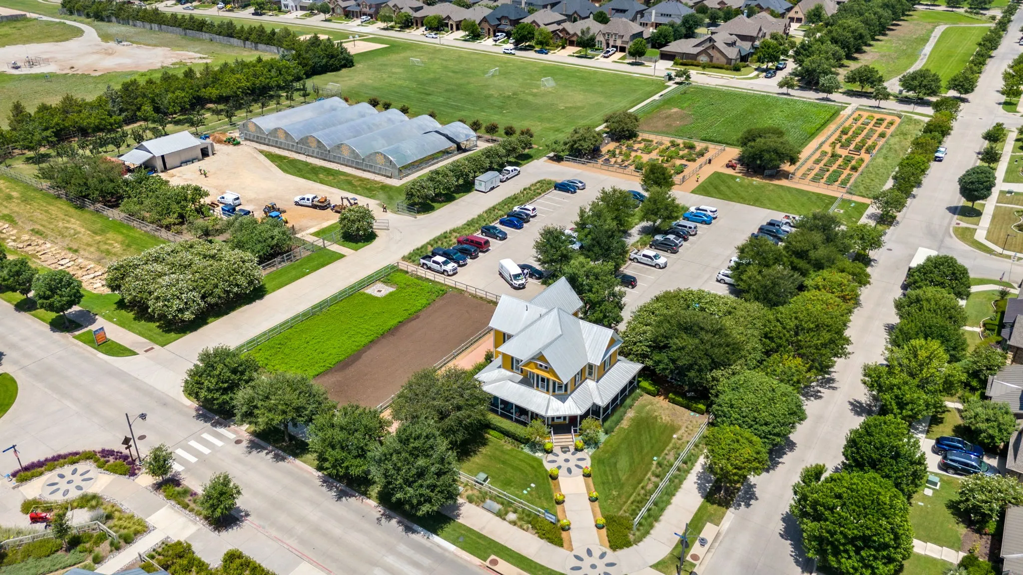 Single Family Residence For Sale in Denton County , 916 Hawks Way, Argyle, Texas 76226, 3 Bedroom, 2 Bathroom, 2 Garage spaces, 1,872 Sqft, built in 2018, mls#21308777, Real Estate Agent in Argyle, Homes For Sale in Denton county, Homes For Sale in Argyle, Realtor in Argyle Texas, Real Estate Brokerage Independent Realty Texas, Luminita Cordes Realtor
