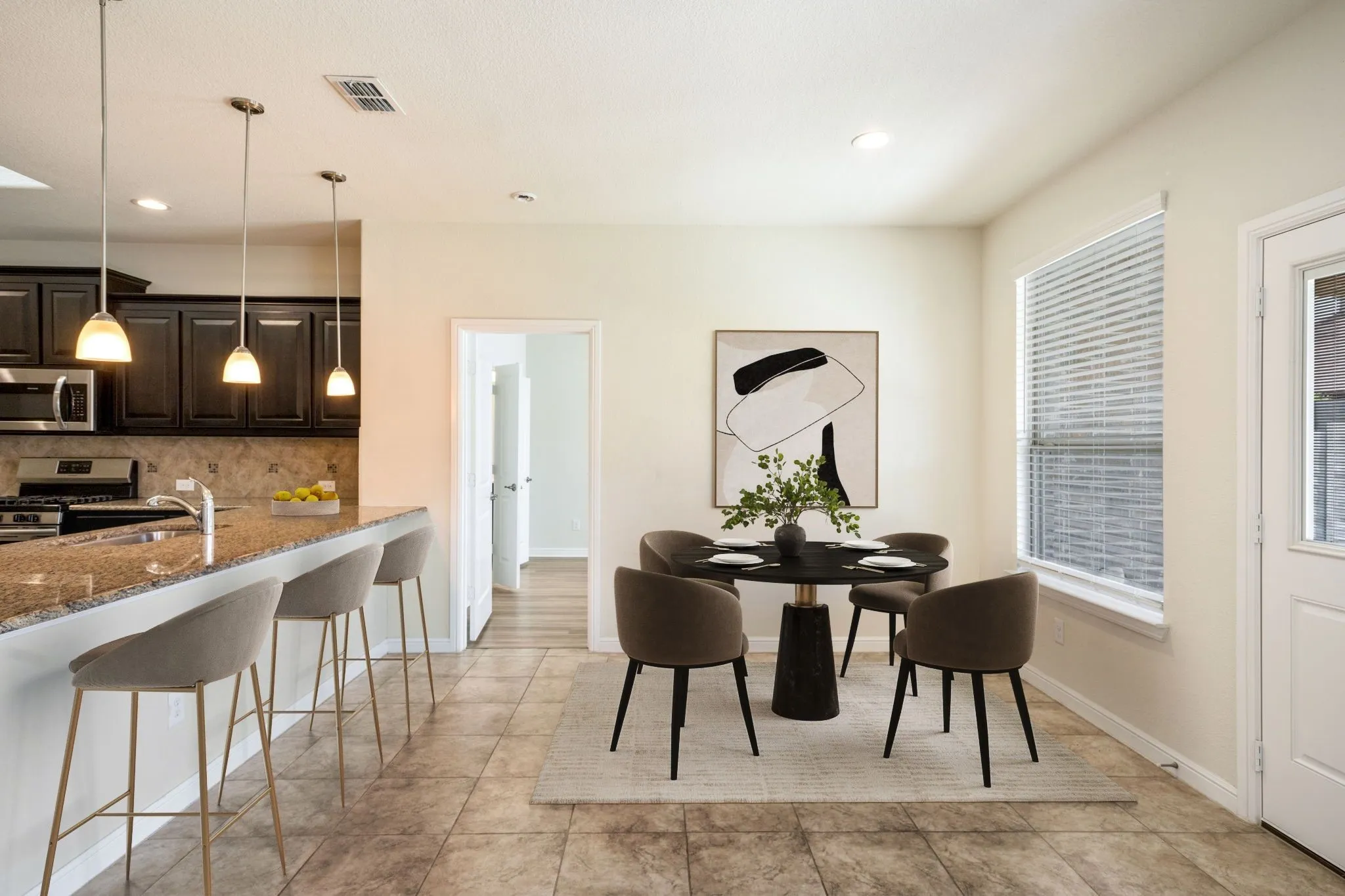 Single Family Residence For Sale in Denton County , 916 Hawks Way, Argyle, Texas 76226, 3 Bedroom, 2 Bathroom, 2 Garage spaces, 1,872 Sqft, built in 2018, mls#21308777, Real Estate Agent in Argyle, Homes For Sale in Denton county, Homes For Sale in Argyle, Realtor in Argyle Texas, Real Estate Brokerage Independent Realty Texas, Luminita Cordes Realtor