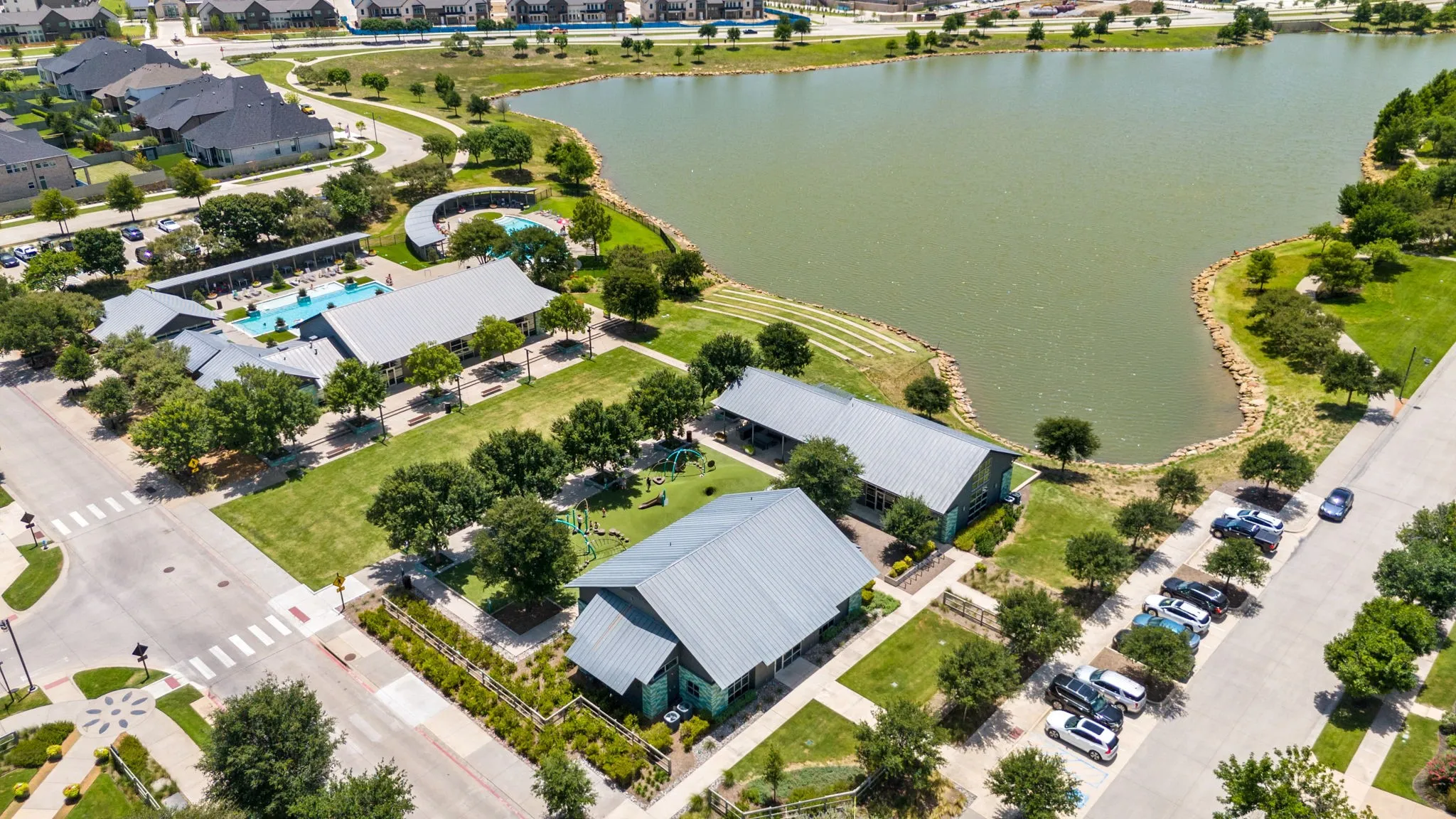 Single Family Residence For Sale in Denton County , 916 Hawks Way, Argyle, Texas 76226, 3 Bedroom, 2 Bathroom, 2 Garage spaces, 1,872 Sqft, built in 2018, mls#21308777, Real Estate Agent in Argyle, Homes For Sale in Denton county, Homes For Sale in Argyle, Realtor in Argyle Texas, Real Estate Brokerage Independent Realty Texas, Luminita Cordes Realtor