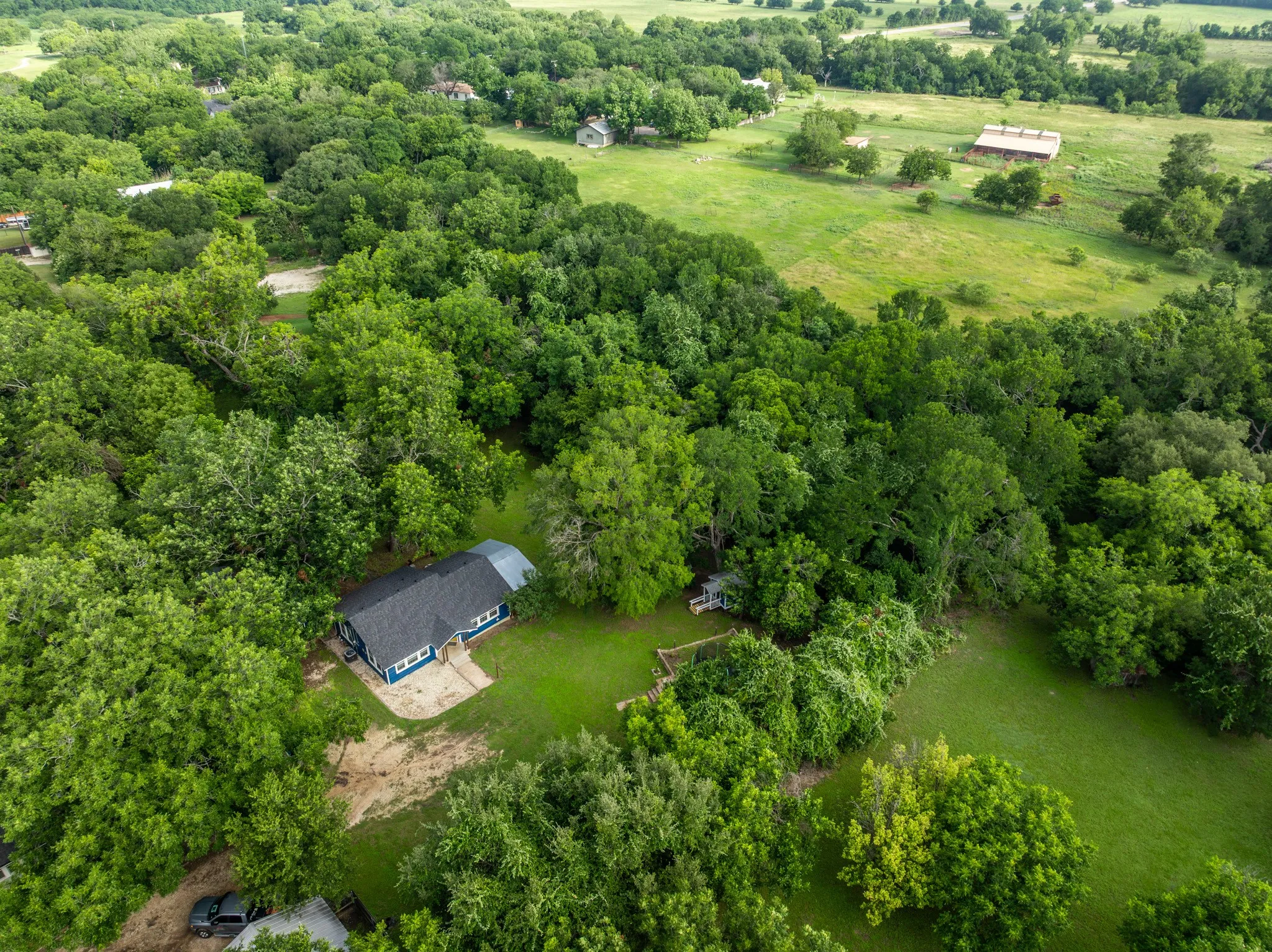 Single Family Residence For Sale in Bosque County , 603 E Avenue A, Valley Mills, Texas 76689, 2 Bedroom, 1 Bathroom, 2 Garage spaces, 1,081 Sqft, built in 1945, mls#21308687, Real Estate Agent in Valley Mills, Homes For Sale in Bosque county, Homes For Sale in Valley Mills, Realtor in Valley Mills Texas, Real Estate Brokerage Independent Realty Texas, Luminita Cordes Realtor