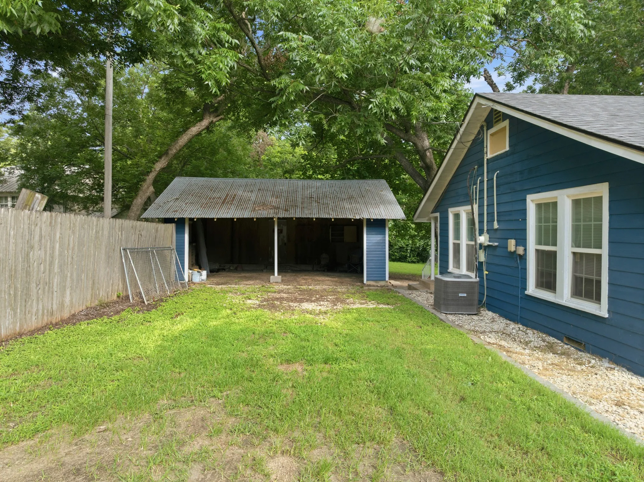 Garage