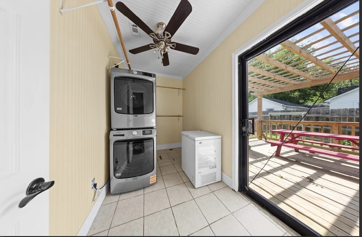 Single Family Residence For Sale in Bosque County , 1003 W 5th Street, Clifton, Texas 76634, 2 Bedroom, 3 Bathroom, Garage spaces, 1,520 Sqft, built in 1930, mls#21308800, Real Estate Agent in Clifton, Homes For Sale in Bosque county, Homes For Sale in Clifton, Realtor in Clifton Texas, Real Estate Brokerage Independent Realty Texas, Luminita Cordes Realtor