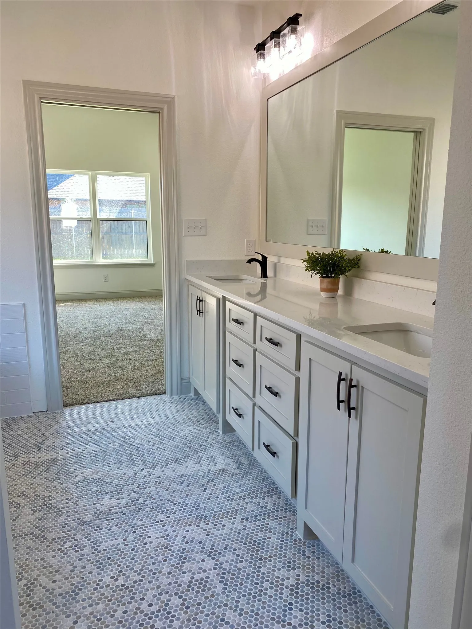 Single Family Residence For Sale in Taylor County , 3317 Front Drive 9, Abilene, Texas 79606, 4 Bedrooms, 4 Bathrooms, 2 Garage spaces, 2,402 Sqft, built in 2021, Price $480,000, mls#21308799, Real Estate Agent in Abilene, Homes For Sale in Taylor county, Homes For Sale in Abilene, Realtor in Abilene Texas, Real Estate Brokerage Independent Realty Texas, Luminita Cordes Realtor