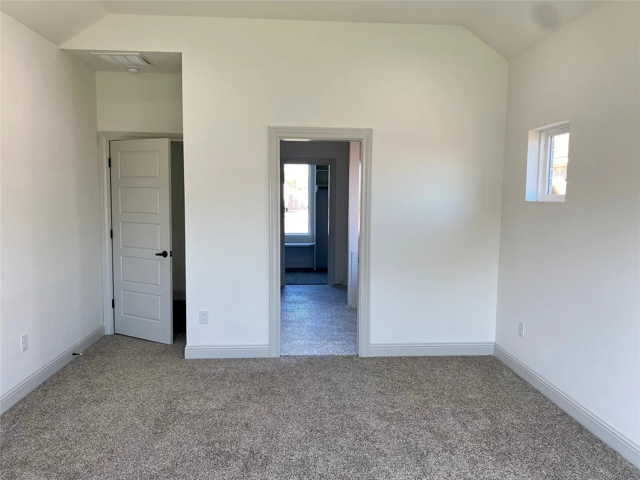 Single Family Residence For Sale in Taylor County , 3317 Front Drive 9, Abilene, Texas 79606, 4 Bedrooms, 4 Bathrooms, 2 Garage spaces, 2,402 Sqft, built in 2021, Price $480,000, mls#21308799, Real Estate Agent in Abilene, Homes For Sale in Taylor county, Homes For Sale in Abilene, Realtor in Abilene Texas, Real Estate Brokerage Independent Realty Texas, Luminita Cordes Realtor