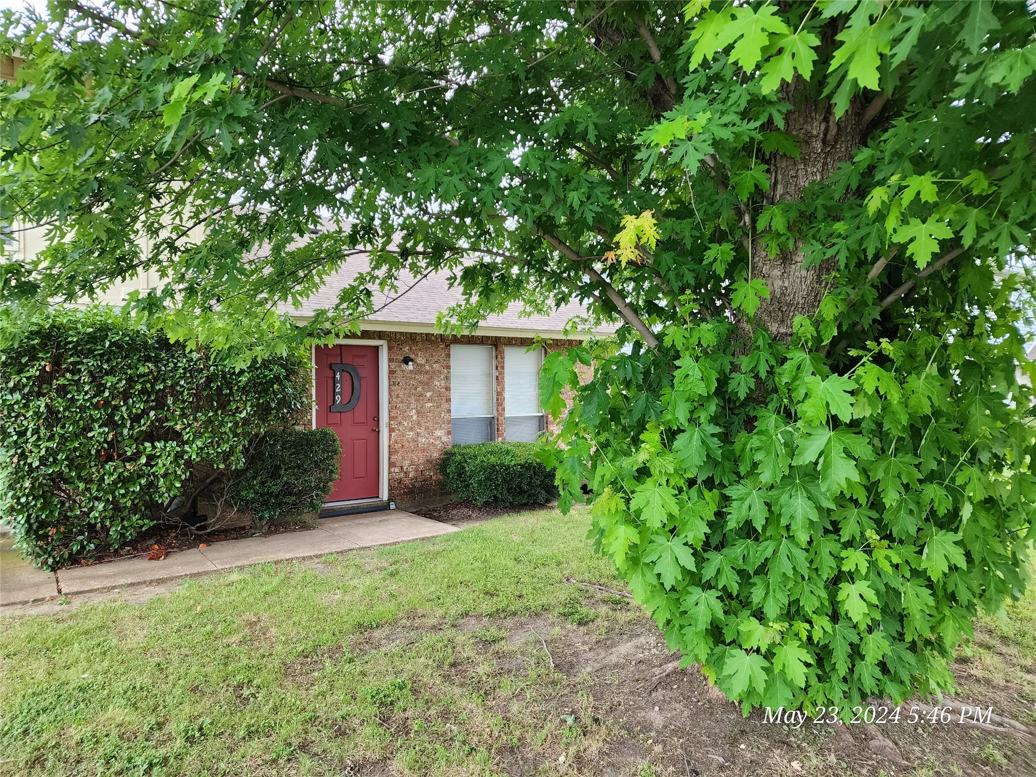 Quadruplex For Rent in Johnson County , 429 Thomas Street SW D, Burleson, Texas 76028, 2 Bedroom, 1 Bathroom, Garage spaces, 1,014 Sqft, built in 1983, mls#21272753, Real Estate Agent in Burleson, Homes For Rent in Johnson county, Homes For Rent in Burleson, Realtor in Burleson Texas, Real Estate Brokerage Independent Realty Texas, Luminita Cordes Realtor