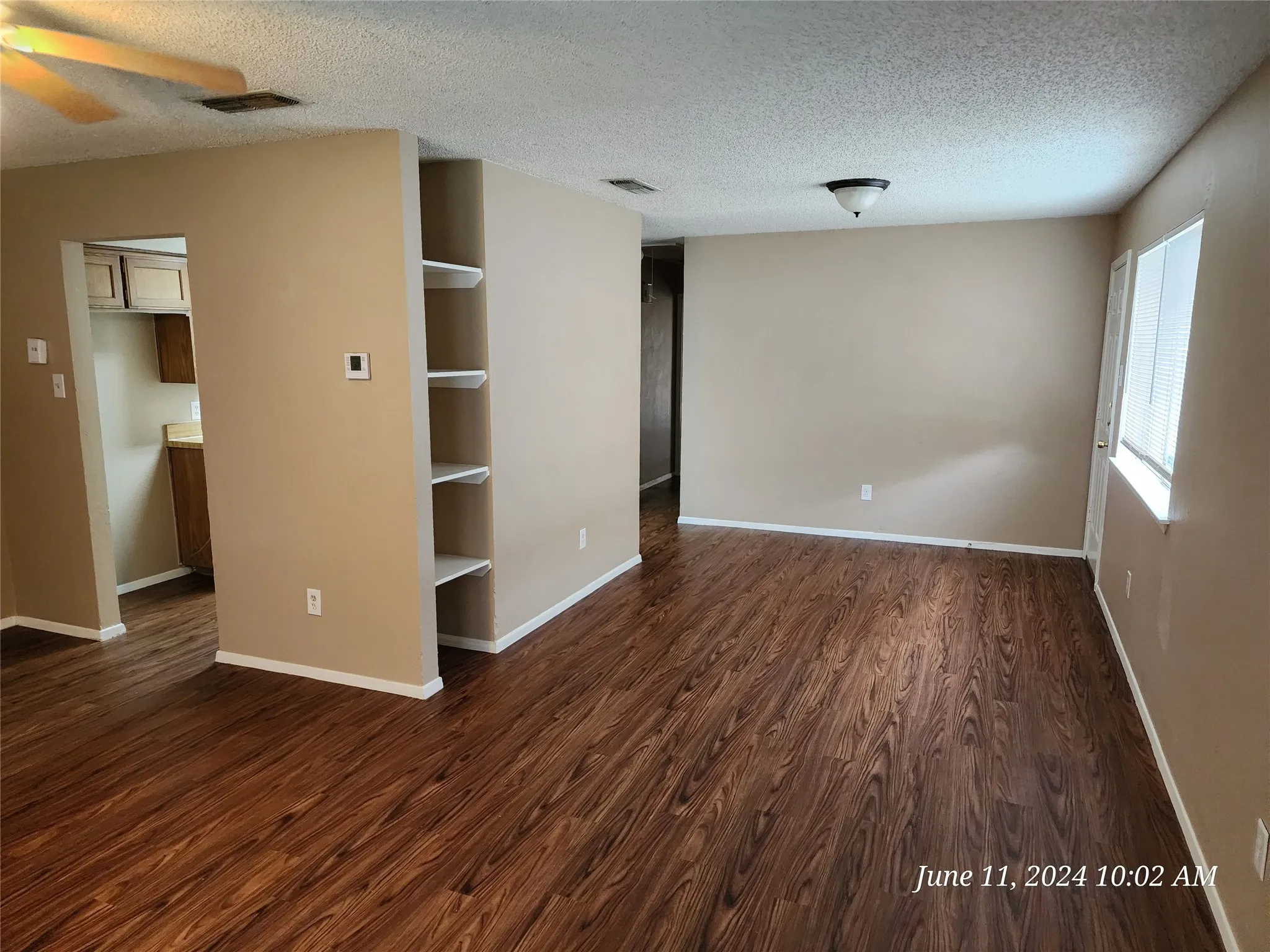 Quadruplex For Rent in Johnson County , 429 Thomas Street SW D, Burleson, Texas 76028, 2 Bedroom, 1 Bathroom, Garage spaces, 1,014 Sqft, built in 1983, mls#21272753, Real Estate Agent in Burleson, Homes For Rent in Johnson county, Homes For Rent in Burleson, Realtor in Burleson Texas, Real Estate Brokerage Independent Realty Texas, Luminita Cordes Realtor