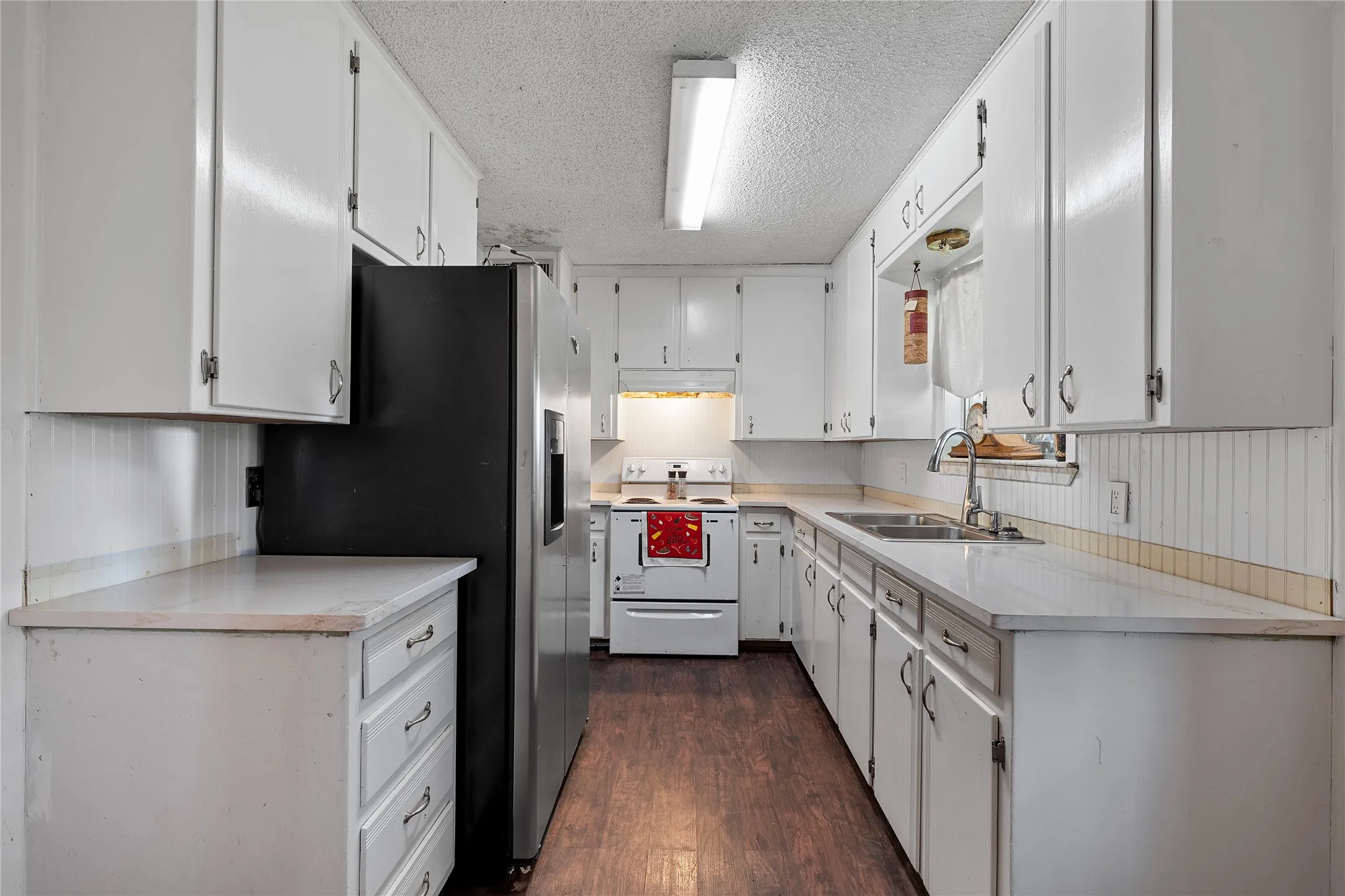 Single Family Residence For Sale in Limestone County , 406 S Narcissus, Kosse, Texas 76653, 2 Bedroom, 1 Bathroom, Garage spaces, 1,000 Sqft, built in 1976, mls#21308797, Real Estate Agent in Kosse, Homes For Sale in Limestone county, Homes For Sale in Kosse, Realtor in Kosse Texas, Real Estate Brokerage Independent Realty Texas, Luminita Cordes Realtor