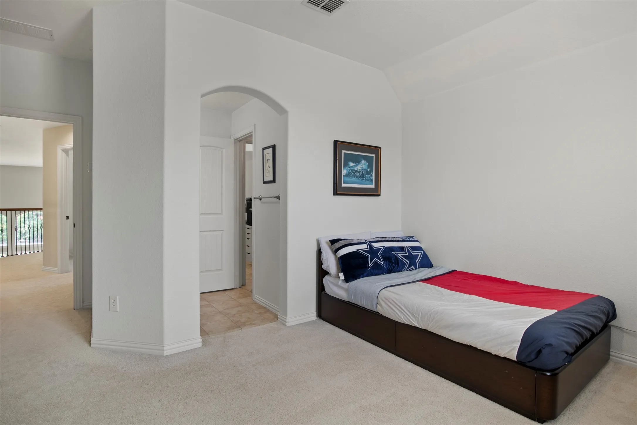Single Family Residence For Sale in Collin County , 804 Meadowlark Drive, Murphy, Texas 75094, 5 Bedroom, 4 Bathroom, 3 Garage spaces, 4,135 Sqft, built in 2008, mls#21299517, Real Estate Agent in Murphy, Homes For Sale in Collin county, Homes For Sale in Murphy, Realtor in Murphy Texas, Real Estate Brokerage Independent Realty Texas, Luminita Cordes Realtor