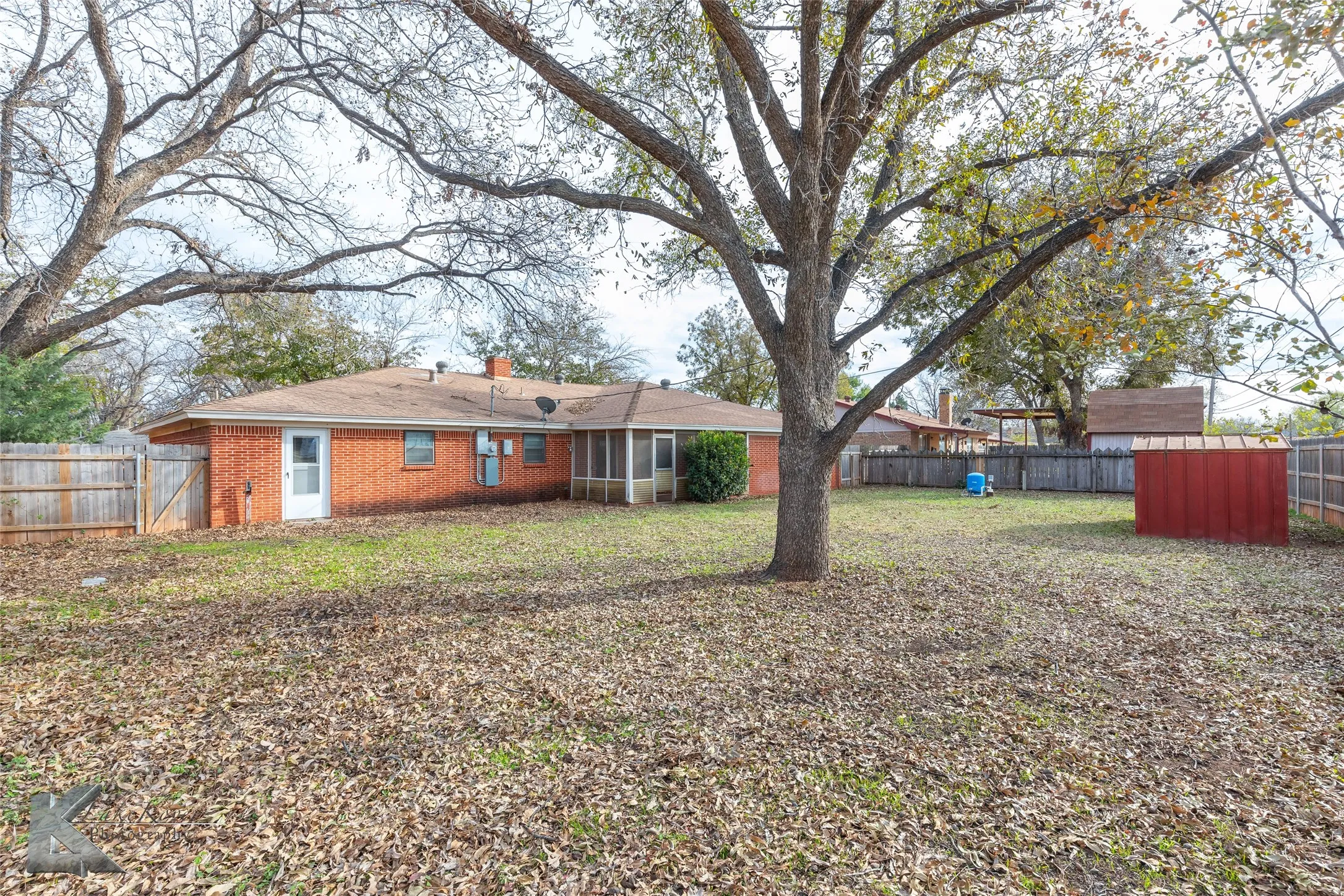 Single Family Residence For Rent in Taylor County , 1926 Richland Drive, Abilene, Texas 79603, 4 Bedroom, 2 Bathroom, 2 Garage spaces, 2,294 Sqft, built in 1966, mls#21300371, Real Estate Agent in Abilene, Homes For Rent in Taylor county, Homes For Rent in Abilene, Realtor in Abilene Texas, Real Estate Brokerage Independent Realty Texas, Luminita Cordes Realtor