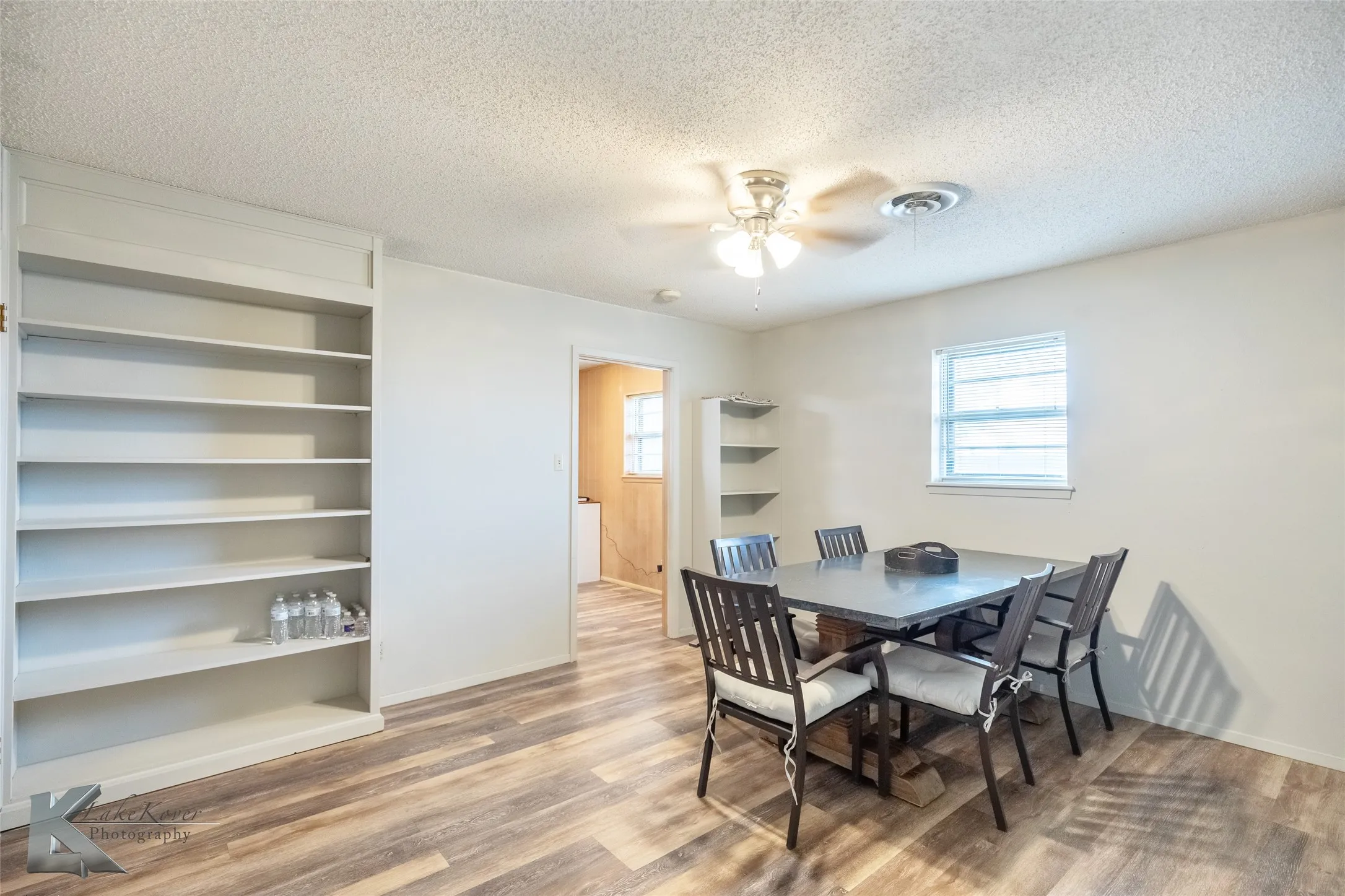 Single Family Residence For Rent in Taylor County , 1926 Richland Drive, Abilene, Texas 79603, 4 Bedroom, 2 Bathroom, 2 Garage spaces, 2,294 Sqft, built in 1966, mls#21300371, Real Estate Agent in Abilene, Homes For Rent in Taylor county, Homes For Rent in Abilene, Realtor in Abilene Texas, Real Estate Brokerage Independent Realty Texas, Luminita Cordes Realtor