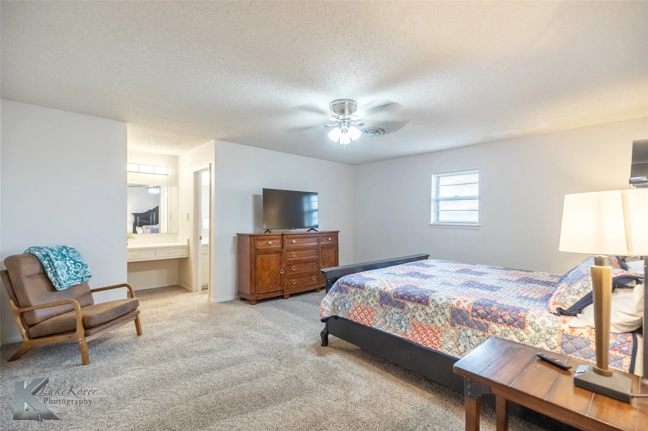 Single Family Residence For Rent in Taylor County , 1926 Richland Drive, Abilene, Texas 79603, 4 Bedroom, 2 Bathroom, 2 Garage spaces, 2,294 Sqft, built in 1966, mls#21300371, Real Estate Agent in Abilene, Homes For Rent in Taylor county, Homes For Rent in Abilene, Realtor in Abilene Texas, Real Estate Brokerage Independent Realty Texas, Luminita Cordes Realtor