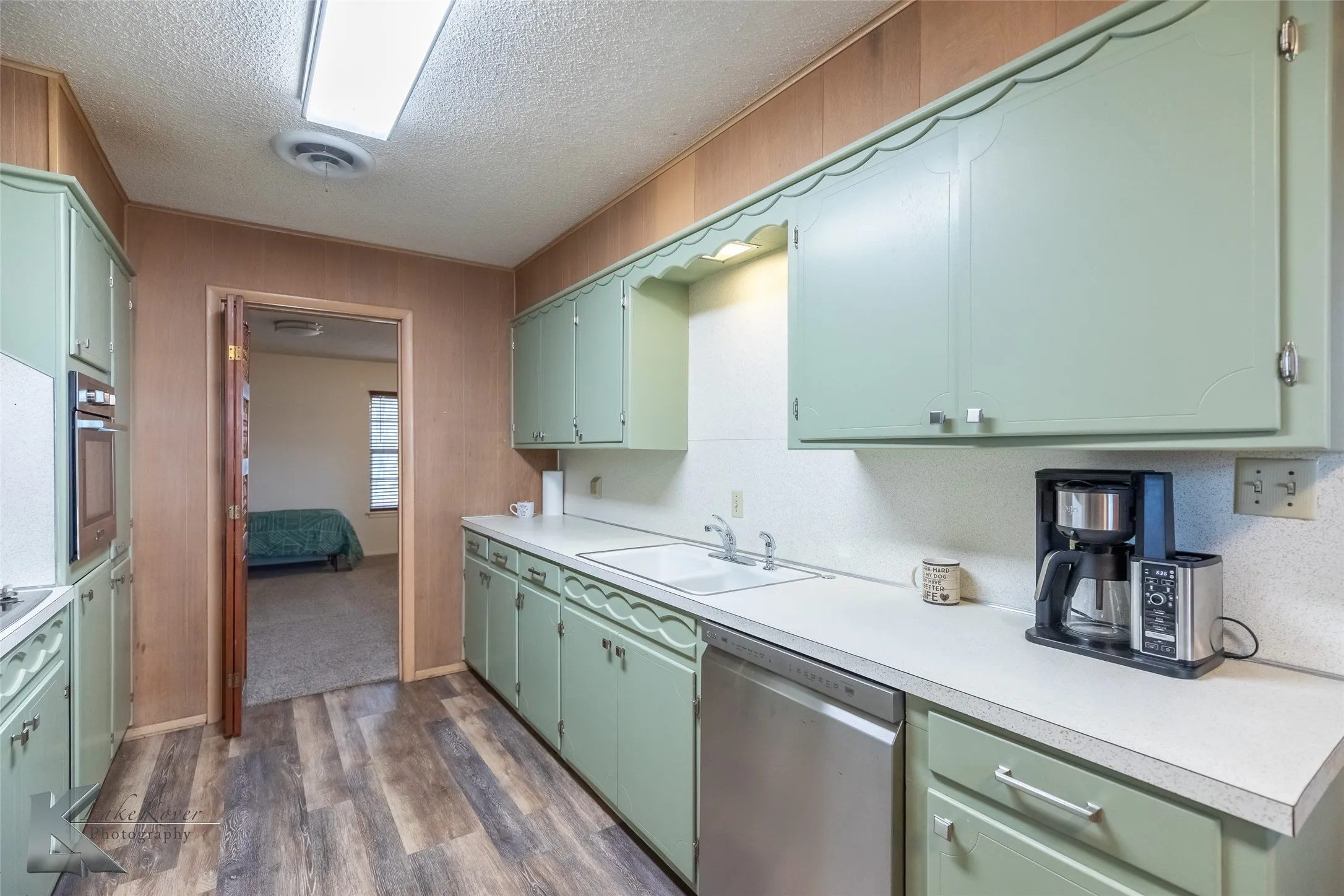 Single Family Residence For Rent in Taylor County , 1926 Richland Drive, Abilene, Texas 79603, 4 Bedroom, 2 Bathroom, 2 Garage spaces, 2,294 Sqft, built in 1966, mls#21300371, Real Estate Agent in Abilene, Homes For Rent in Taylor county, Homes For Rent in Abilene, Realtor in Abilene Texas, Real Estate Brokerage Independent Realty Texas, Luminita Cordes Realtor
