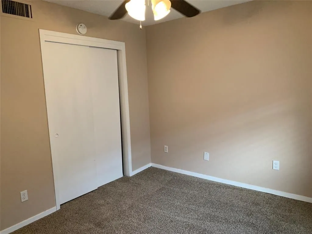 Single Family Residence For Sale in Tarrant County , 5528 Boca Raton Boulevard 186, Fort Worth, Texas 76112, 2 Bedroom, 2 Bathroom, Garage spaces, 1,010 Sqft, built in 1972, mls#21308832, Real Estate Agent in Fort Worth, Homes For Sale in Tarrant county, Homes For Sale in Fort Worth, Realtor in Fort Worth Texas, Real Estate Brokerage Independent Realty Texas, Luminita Cordes Realtor