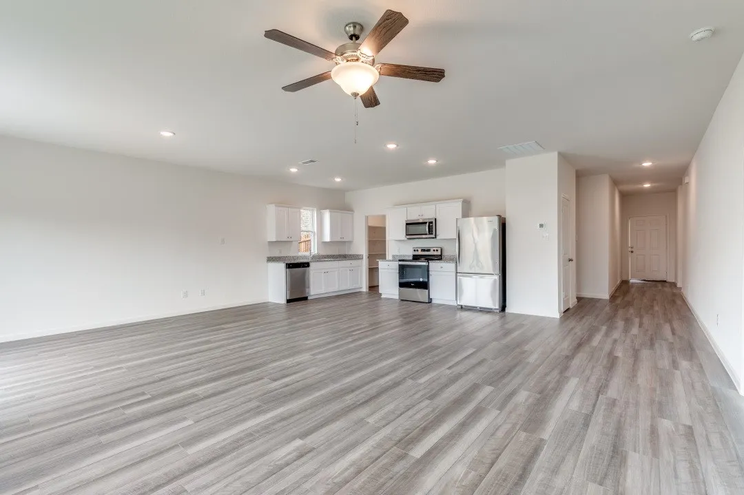 Single Family Residence For Rent in Tarrant County , 1512 Ancer Way, Fort Worth, Texas 76052, 3 Bedroom, 2 Bathroom, 2 Garage spaces, 1,589 Sqft, built in 2023, Price $2,250, mls#21285945, Real Estate Agent in Fort Worth, Homes For Rent in Tarrant county, Homes For Rent in Fort Worth, Realtor in Fort Worth Texas, Real Estate Brokerage Independent Realty Texas, Luminita Cordes Realtor