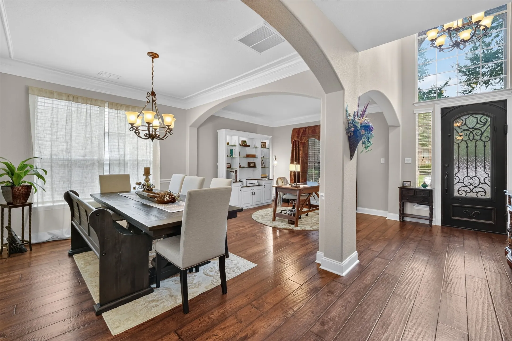 Single Family Residence For Sale in Denton County , 3451 Mayflower Drive, Frisco, Texas 75034, 4 Bedroom, 4 Bathroom, 2 Garage spaces, 3,068 Sqft, built in 2004, mls#21308502, Real Estate Agent in Frisco, Homes For Sale in Denton county, Homes For Sale in Frisco, Realtor in Frisco Texas, Real Estate Brokerage Independent Realty Texas, Luminita Cordes Realtor