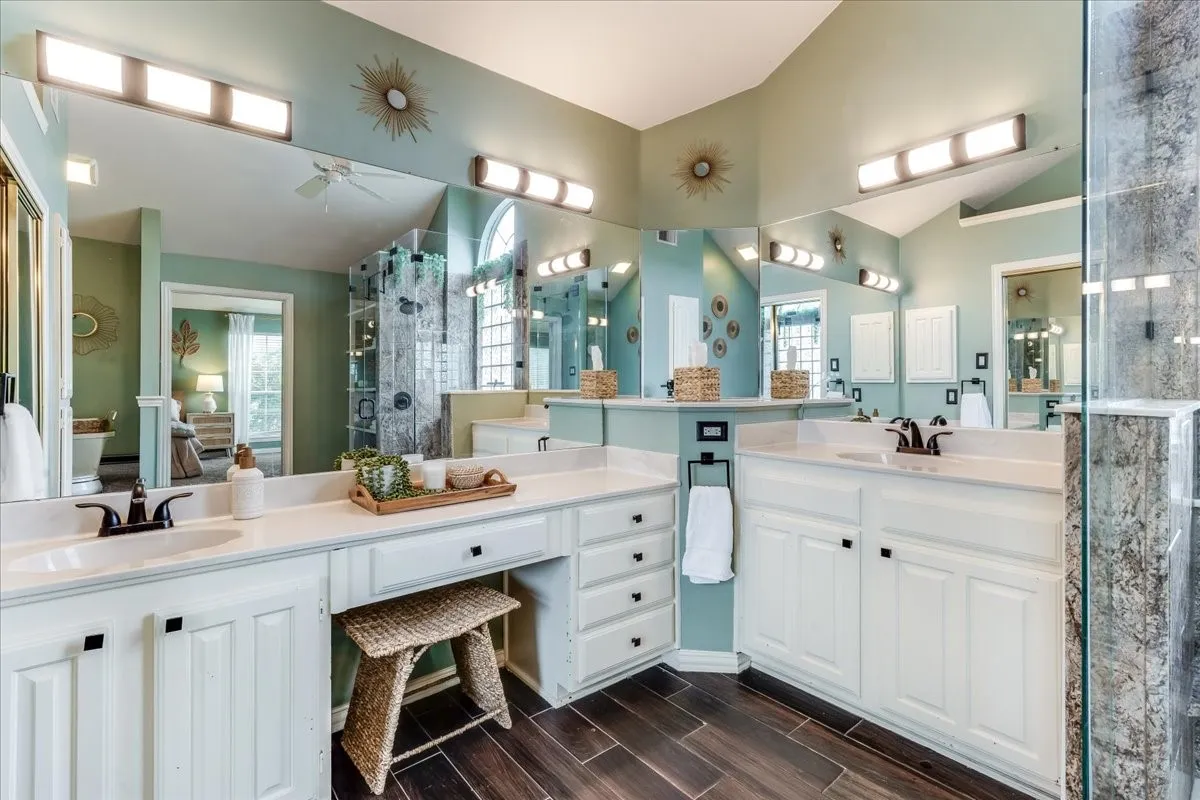 Single Family Residence For Sale in Collin County , 11406 New Orleans Drive, Frisco, Texas 75035, 4 Bedroom, 3 Bathroom, 2 Garage spaces, 2,813 Sqft, built in 1995, mls#21305880, Real Estate Agent in Frisco, Homes For Sale in Collin county, Homes For Sale in Frisco, Realtor in Frisco Texas, Real Estate Brokerage Independent Realty Texas, Luminita Cordes Realtor