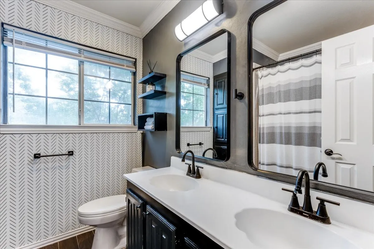 Single Family Residence For Sale in Collin County , 11406 New Orleans Drive, Frisco, Texas 75035, 4 Bedroom, 3 Bathroom, 2 Garage spaces, 2,813 Sqft, built in 1995, mls#21305880, Real Estate Agent in Frisco, Homes For Sale in Collin county, Homes For Sale in Frisco, Realtor in Frisco Texas, Real Estate Brokerage Independent Realty Texas, Luminita Cordes Realtor