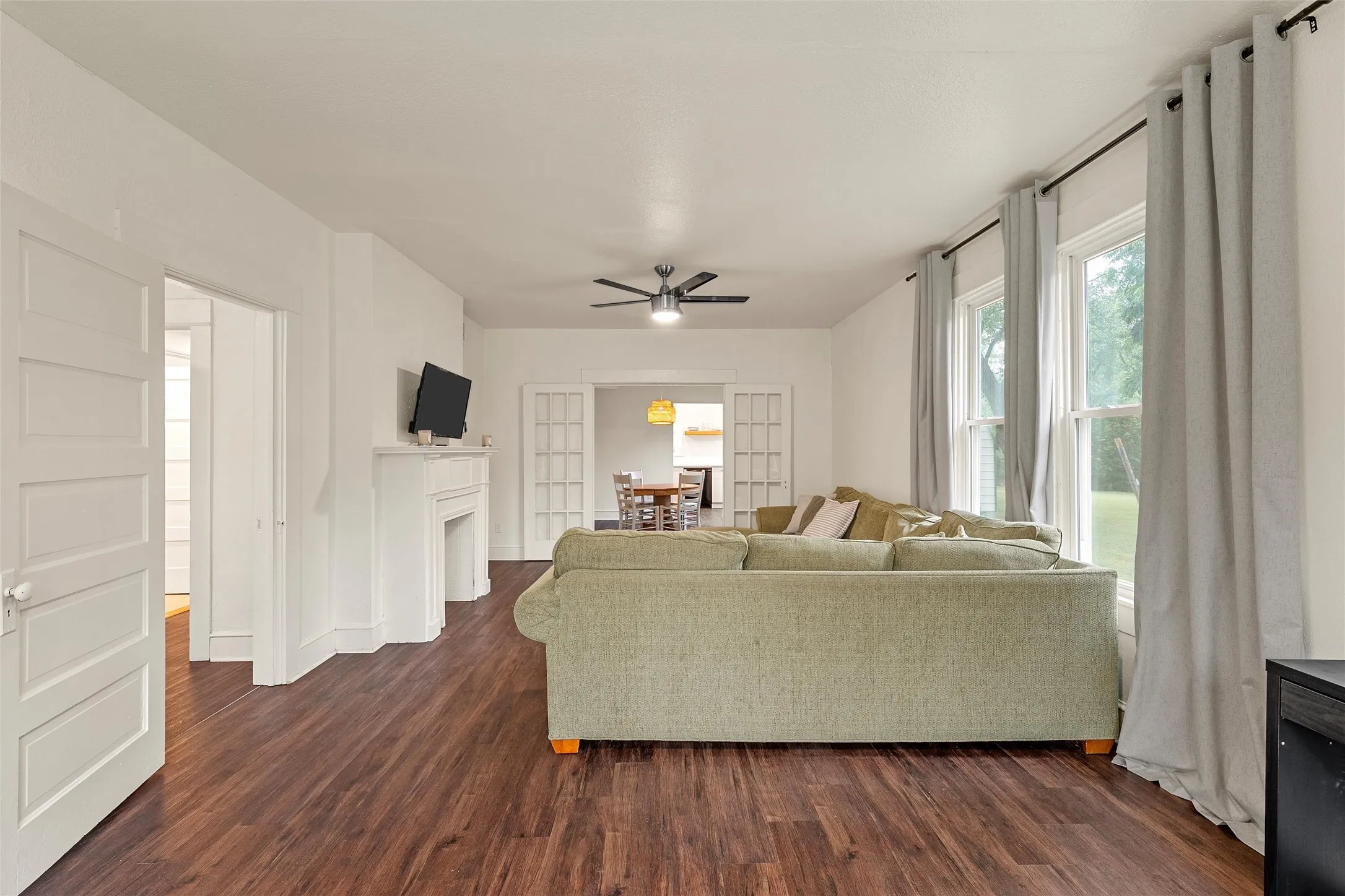 Single Family Residence For Sale in Mc Lennan County , 1609 Reuter Avenue, Waco, Texas 76708, 3 Bedroom, 2 Bathroom, Garage spaces, 1,566 Sqft, built in 1930, mls#21308135, Real Estate Agent in Waco, Homes For Sale in Mc Lennan county, Homes For Sale in Waco, Realtor in Waco Texas, Real Estate Brokerage Independent Realty Texas, Luminita Cordes Realtor