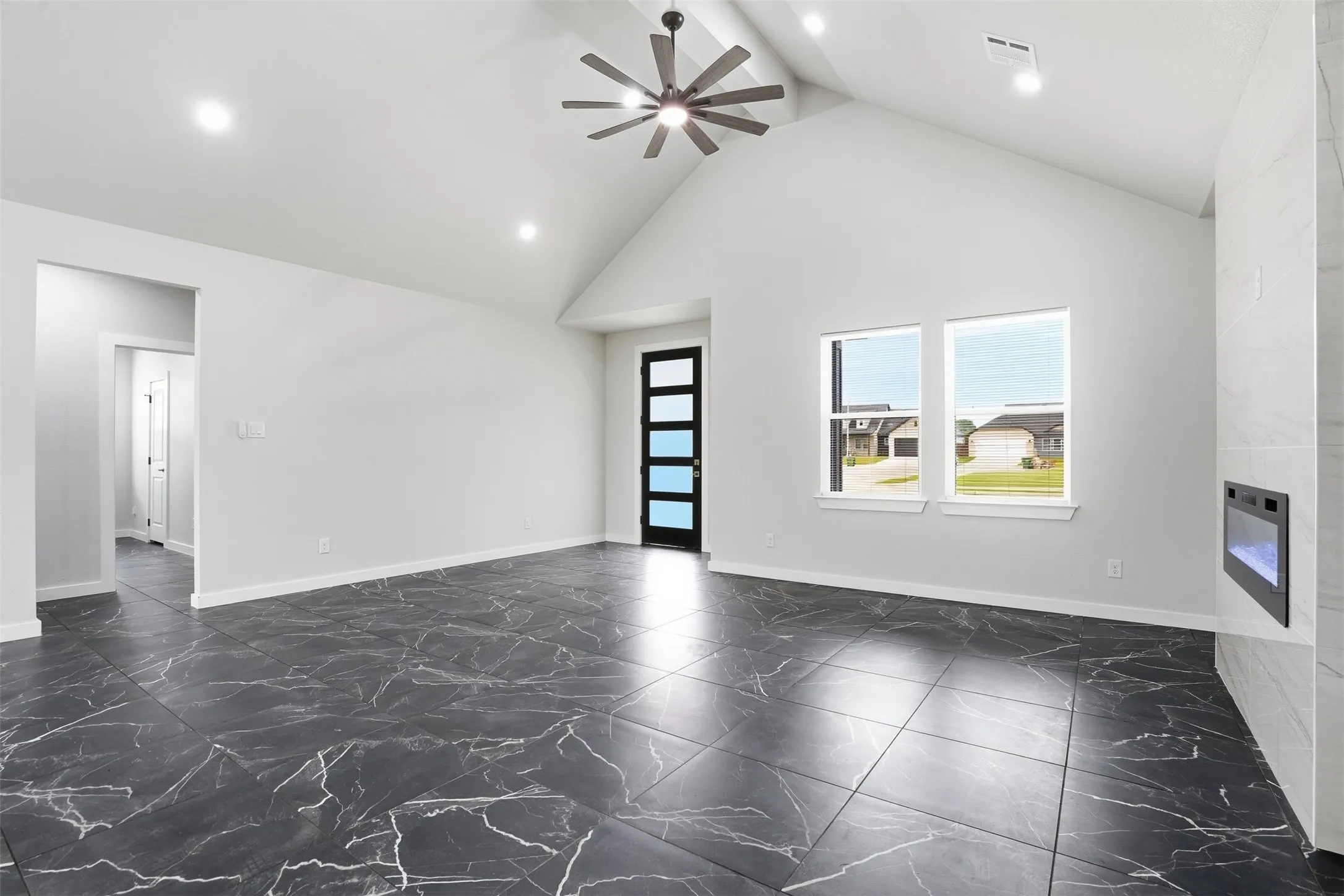 Single Family Residence For Rent in Johnson County , 544 Highview Court, Godley, Texas 76044, 4 Bedroom, 3 Bathroom, 2 Garage spaces, 2,134 Sqft, built in 2025, mls#21303189, Real Estate Agent in Godley, Homes For Rent in Johnson county, Homes For Rent in Godley, Realtor in Godley Texas, Real Estate Brokerage Independent Realty Texas, Luminita Cordes Realtor