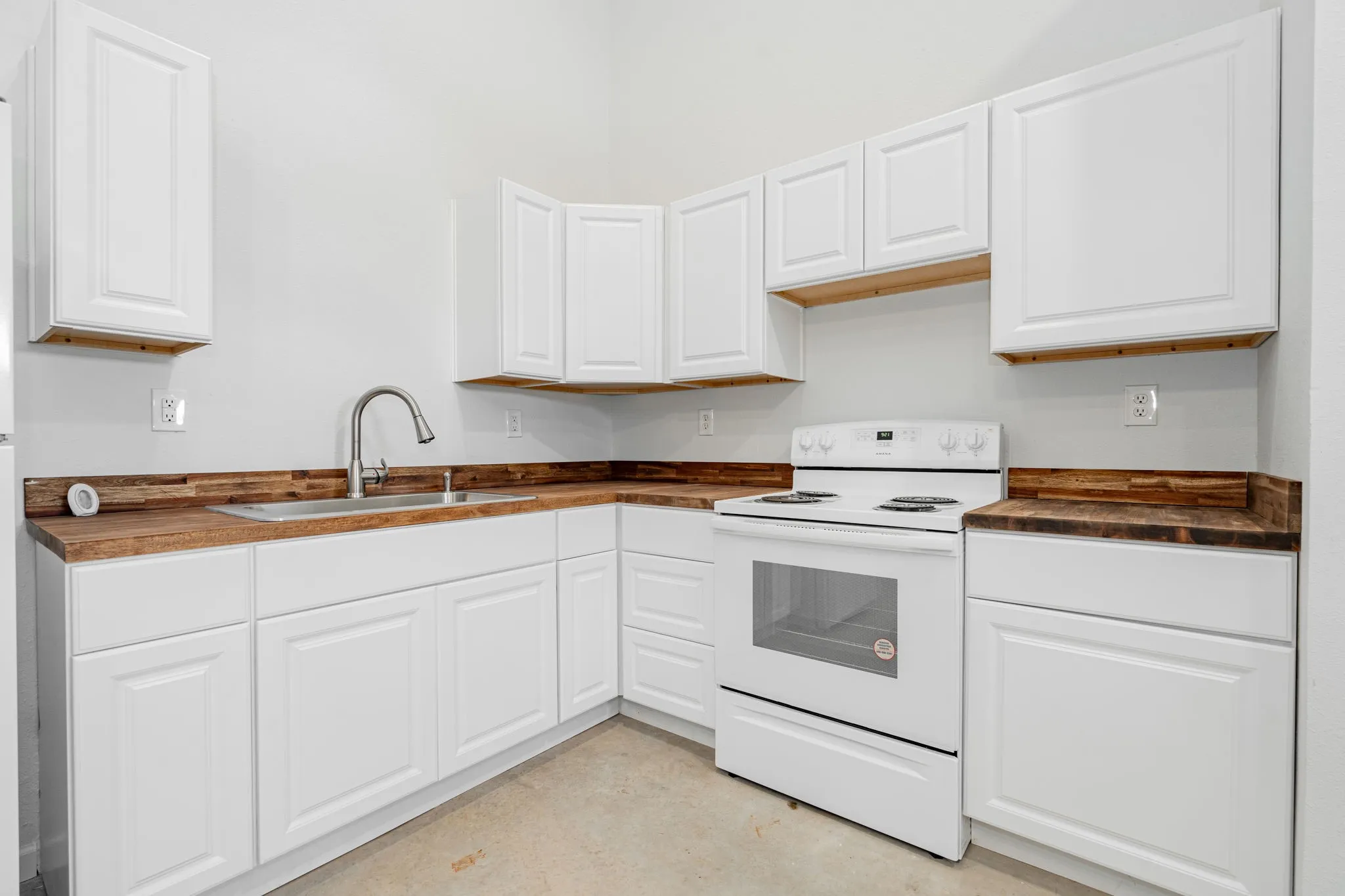 Duplex For Sale in Montague County , 207 Young Street, Nocona, Texas 76255, 0, 0, Garage spaces, 0 Sqft, built in 2022, Price $170,000, mls#21308906, Real Estate Agent in Nocona, Homes For Sale in Montague county, Homes For Sale in Nocona, Realtor in Nocona Texas, Real Estate Brokerage Independent Realty Texas, Luminita Cordes Realtor