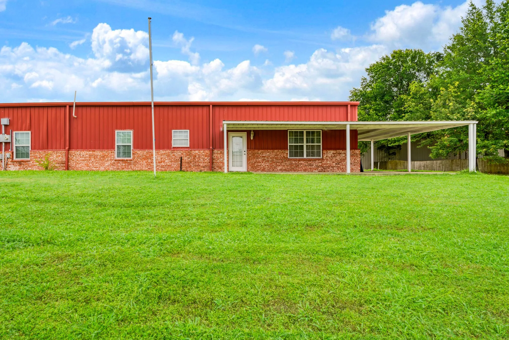 Business For Sale in Lamar County , 6210 Lamar Road, Reno, Texas 75462, 0, 0, Garage spaces, 4,760 Sqft, built in 2007, mls#21302318, Real Estate Agent in Reno, Homes For Sale in Lamar county, Homes For Sale in Reno, Realtor in Reno Texas, Real Estate Brokerage Independent Realty Texas, Luminita Cordes Realtor