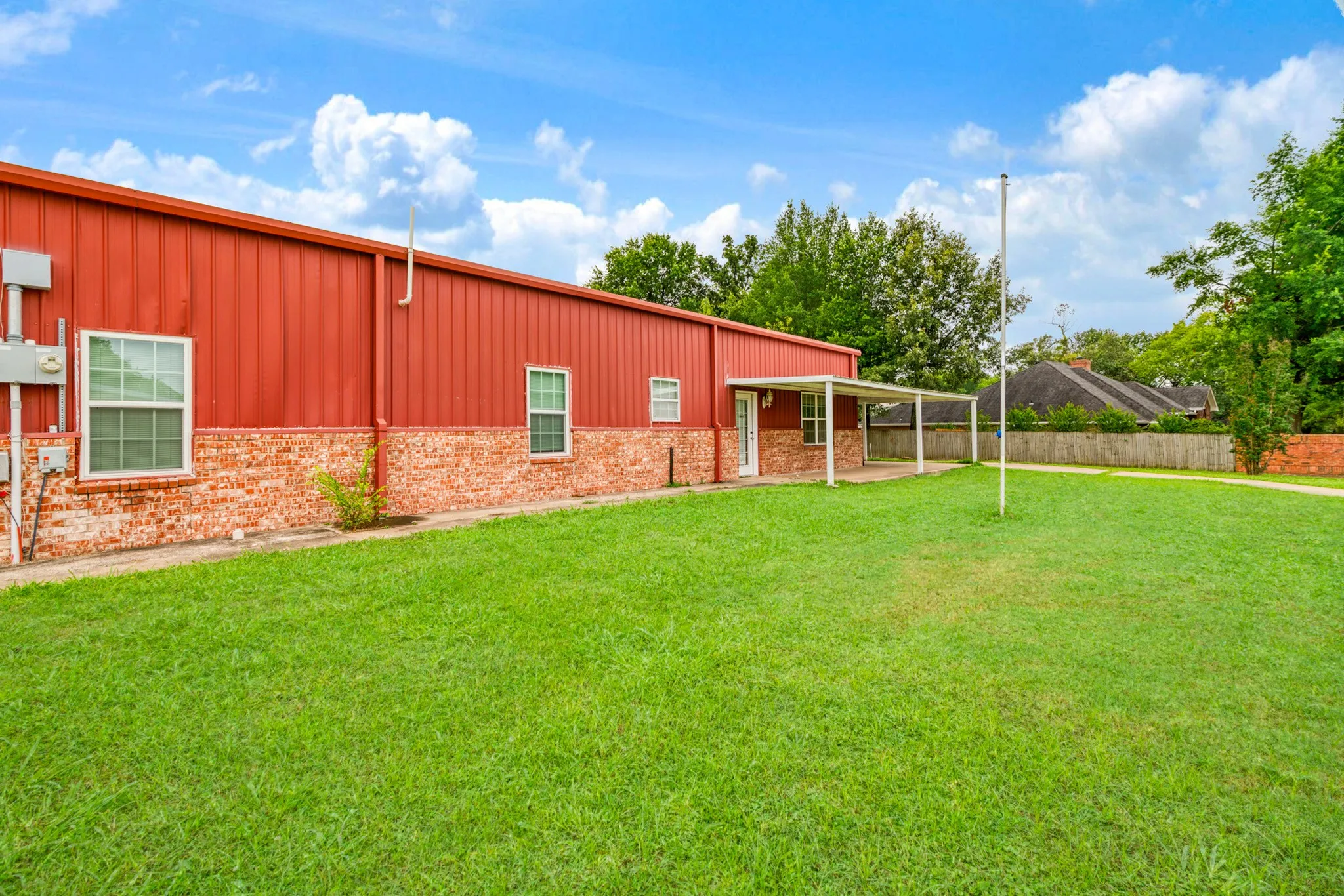 Business For Sale in Lamar County , 6210 Lamar Road, Reno, Texas 75462, 0, 0, Garage spaces, 4,760 Sqft, built in 2007, mls#21302318, Real Estate Agent in Reno, Homes For Sale in Lamar county, Homes For Sale in Reno, Realtor in Reno Texas, Real Estate Brokerage Independent Realty Texas, Luminita Cordes Realtor