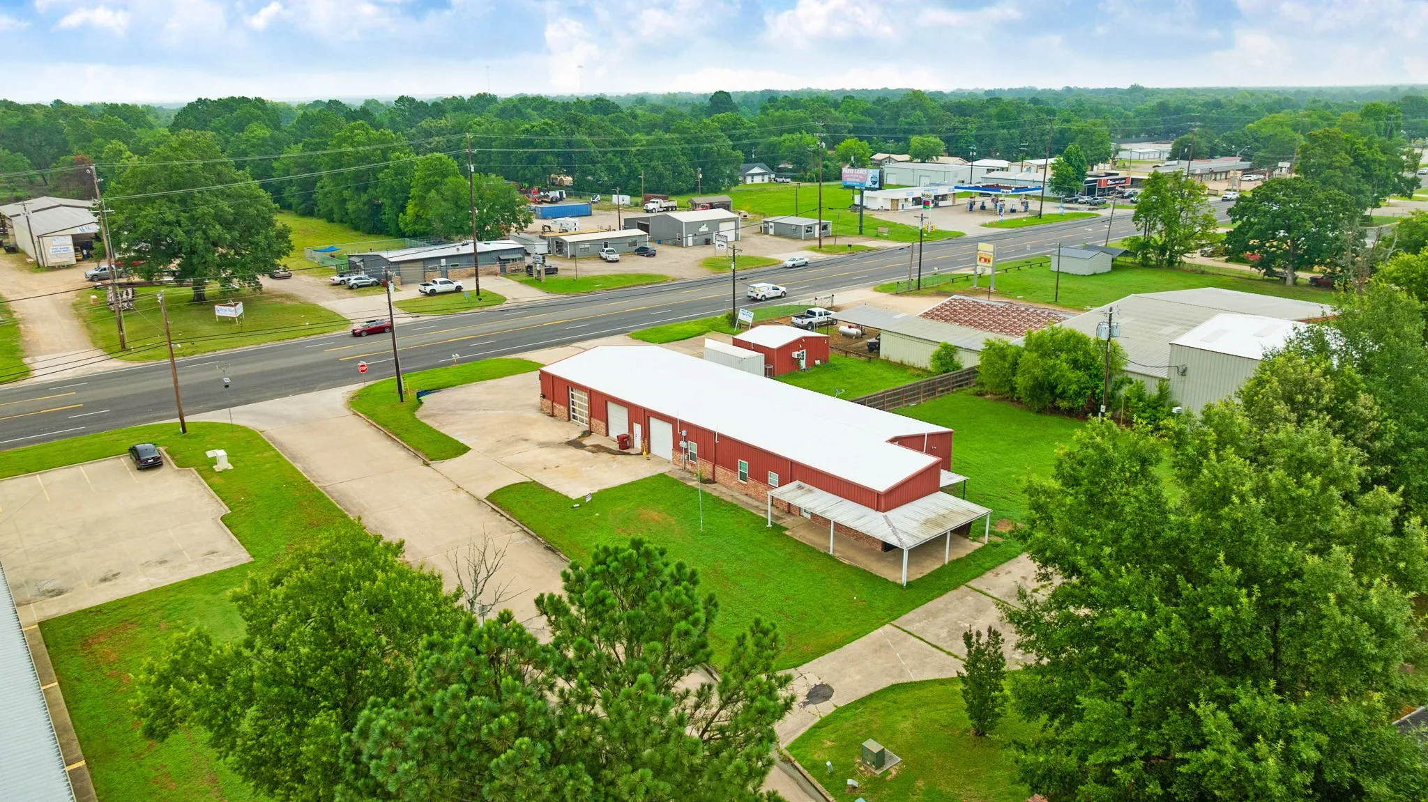Business For Sale in Lamar County , 6210 Lamar Road, Reno, Texas 75462, 0, 0, Garage spaces, 4,760 Sqft, built in 2007, mls#21302318, Real Estate Agent in Reno, Homes For Sale in Lamar county, Homes For Sale in Reno, Realtor in Reno Texas, Real Estate Brokerage Independent Realty Texas, Luminita Cordes Realtor