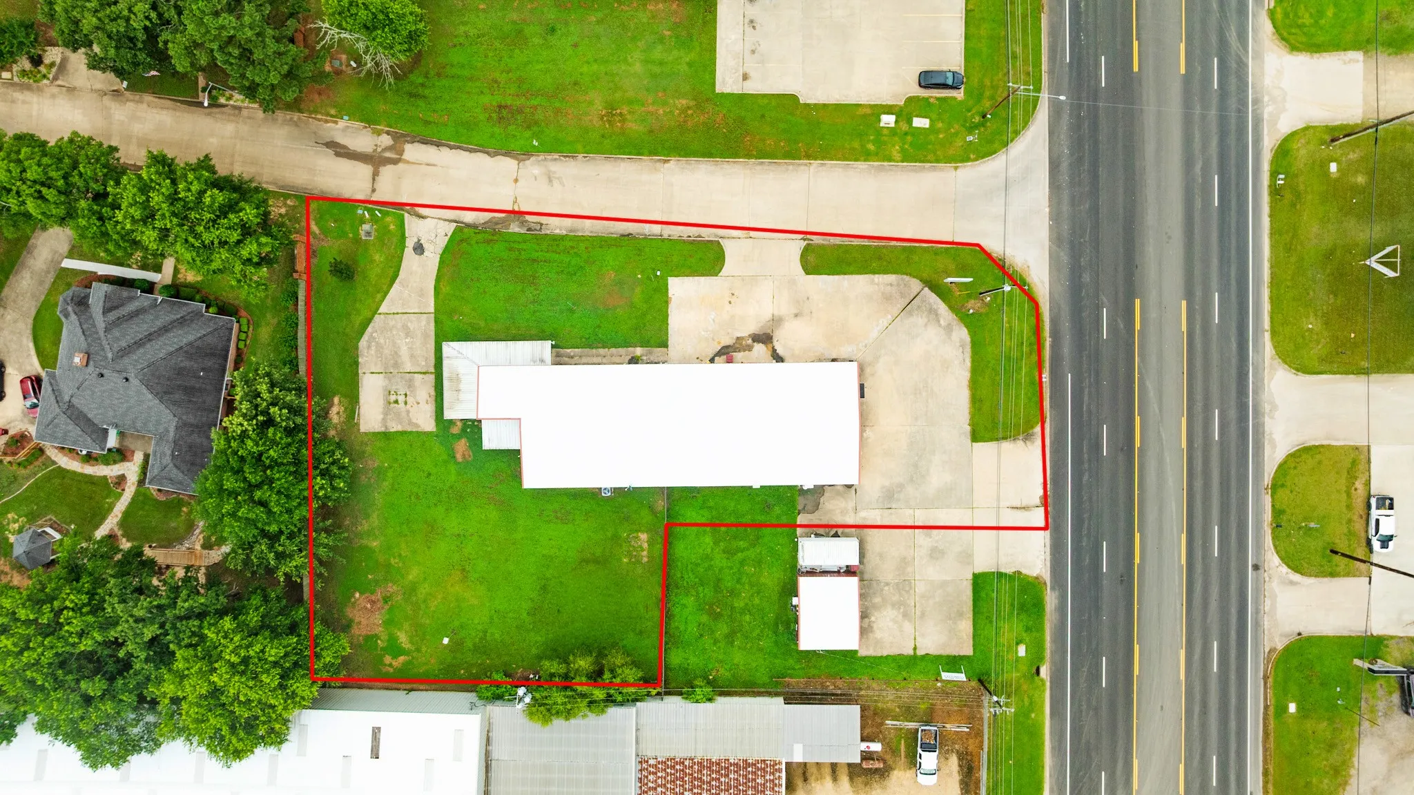 Business For Sale in Lamar County , 6210 Lamar Road, Reno, Texas 75462, 0, 0, Garage spaces, 4,760 Sqft, built in 2007, mls#21302318, Real Estate Agent in Reno, Homes For Sale in Lamar county, Homes For Sale in Reno, Realtor in Reno Texas, Real Estate Brokerage Independent Realty Texas, Luminita Cordes Realtor