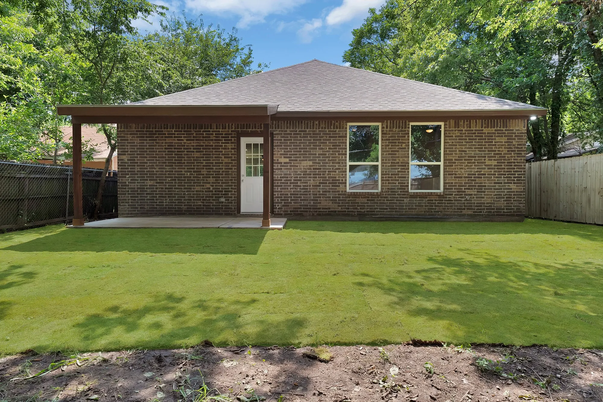 Single Family Residence For Sale in Johnson County , 1112 Trinity Street, Cleburne, Texas 76031, 3 Bedroom, 2 Bathroom, 2 Garage spaces, 1,800 Sqft, built in 2026, mls#21308951, Real Estate Agent in Cleburne, Homes For Sale in Johnson county, Homes For Sale in Cleburne, Realtor in Cleburne Texas, Real Estate Brokerage Independent Realty Texas, Luminita Cordes Realtor