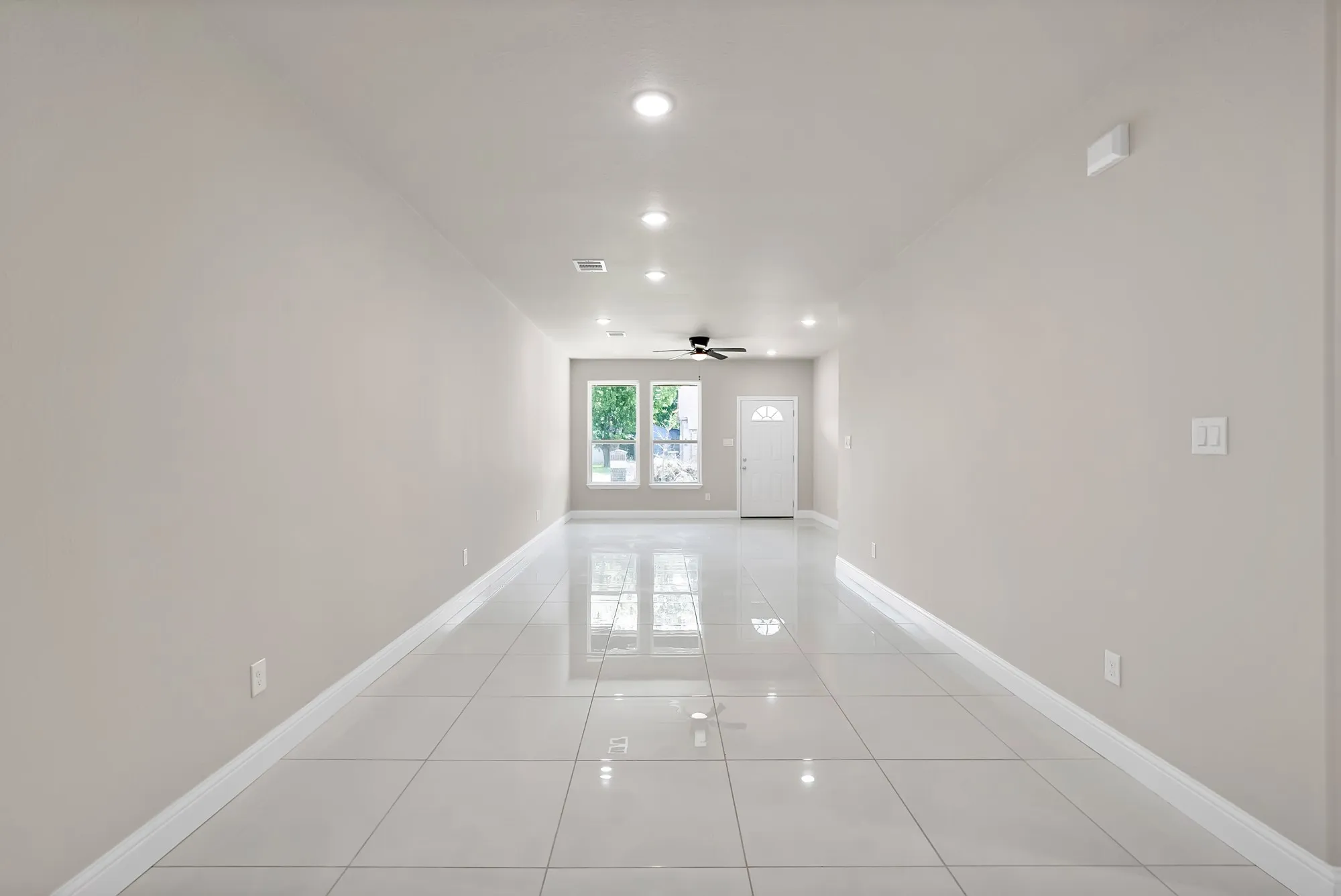 Single Family Residence For Sale in Johnson County , 1112 Trinity Street, Cleburne, Texas 76031, 3 Bedroom, 2 Bathroom, 2 Garage spaces, 1,800 Sqft, built in 2026, mls#21308951, Real Estate Agent in Cleburne, Homes For Sale in Johnson county, Homes For Sale in Cleburne, Realtor in Cleburne Texas, Real Estate Brokerage Independent Realty Texas, Luminita Cordes Realtor