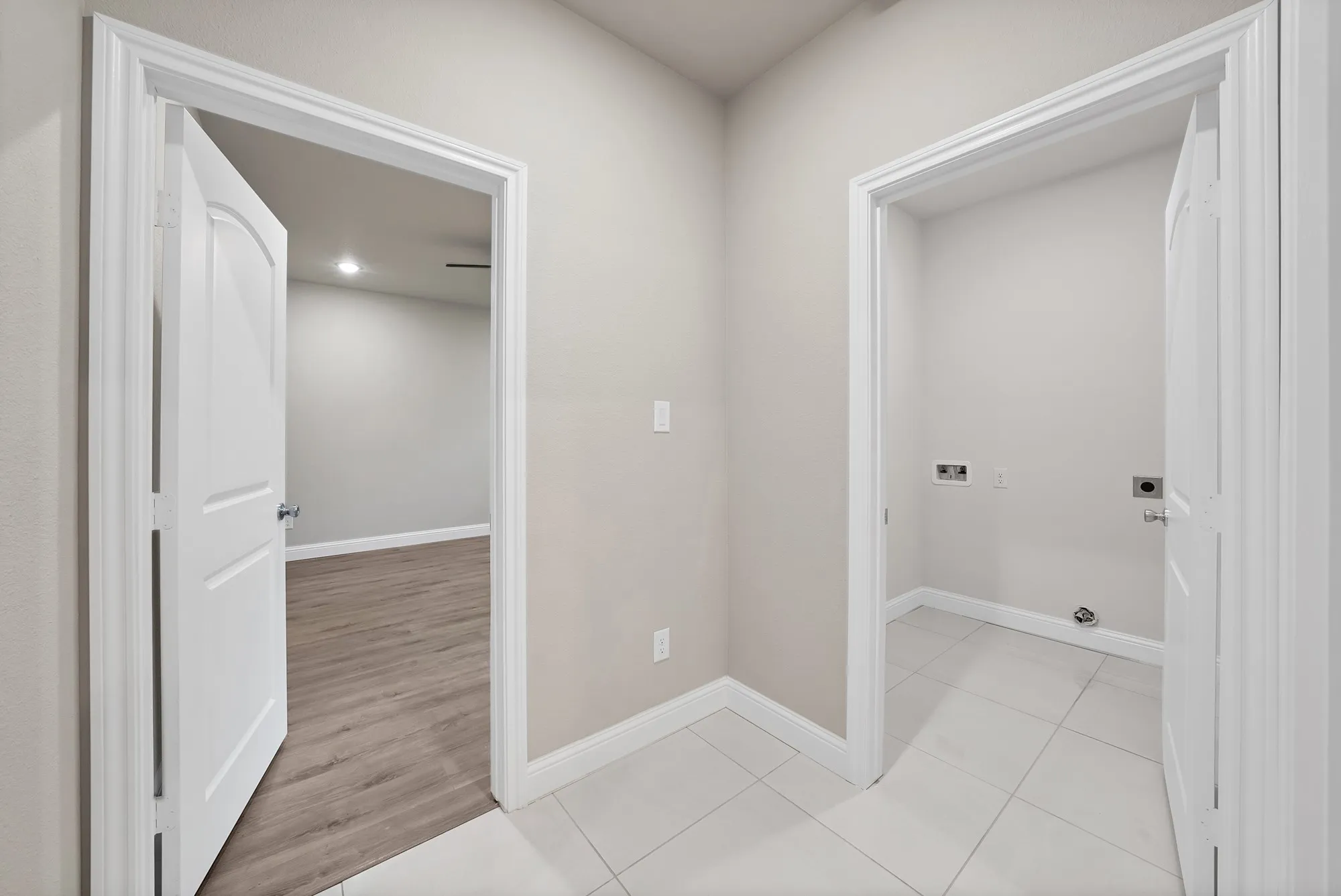 Single Family Residence For Sale in Johnson County , 1112 Trinity Street, Cleburne, Texas 76031, 3 Bedroom, 2 Bathroom, 2 Garage spaces, 1,800 Sqft, built in 2026, mls#21308951, Real Estate Agent in Cleburne, Homes For Sale in Johnson county, Homes For Sale in Cleburne, Realtor in Cleburne Texas, Real Estate Brokerage Independent Realty Texas, Luminita Cordes Realtor