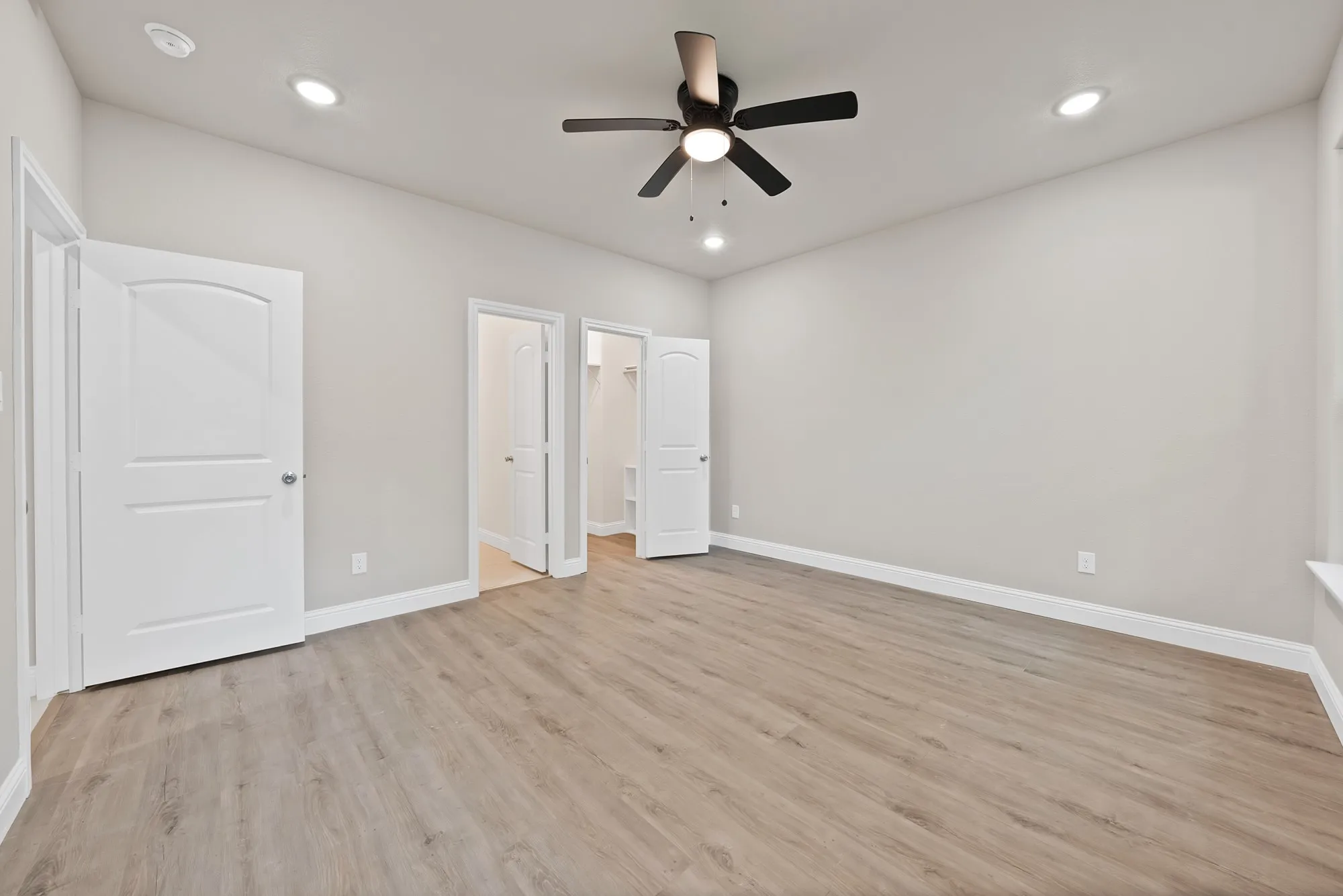 Single Family Residence For Sale in Johnson County , 1112 Trinity Street, Cleburne, Texas 76031, 3 Bedroom, 2 Bathroom, 2 Garage spaces, 1,800 Sqft, built in 2026, mls#21308951, Real Estate Agent in Cleburne, Homes For Sale in Johnson county, Homes For Sale in Cleburne, Realtor in Cleburne Texas, Real Estate Brokerage Independent Realty Texas, Luminita Cordes Realtor