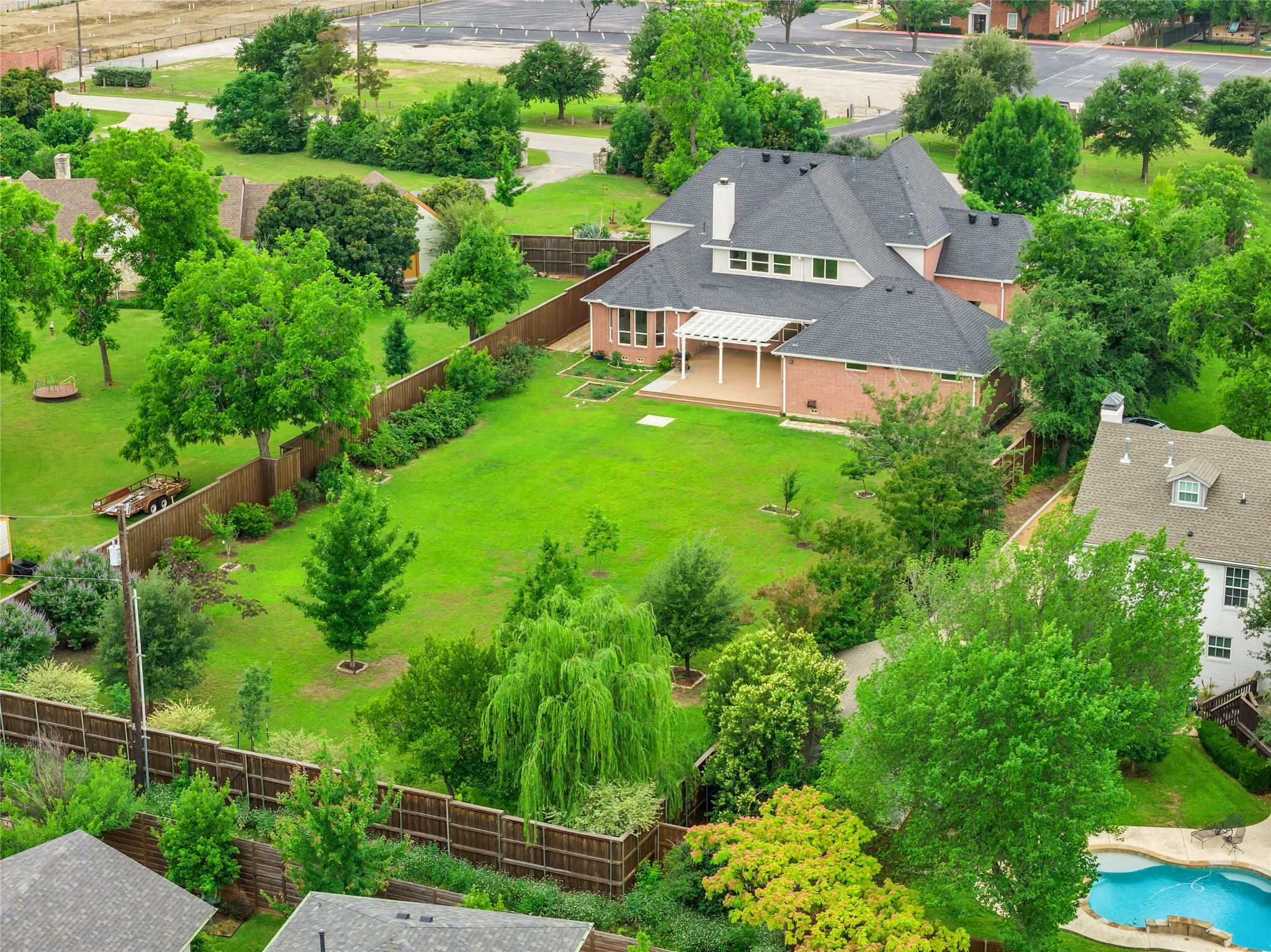 Single Family Residence For Sale in Dallas County , 10110 Betty Jane Lane, Dallas, Texas 75229, 4 Bedroom, 5 Bathroom, 3 Garage spaces, 4,695 Sqft, built in 1997, mls#21308969, Real Estate Agent in Dallas, Homes For Sale in Dallas county, Homes For Sale in Dallas, Realtor in Dallas Texas, Real Estate Brokerage Independent Realty Texas, Luminita Cordes Realtor