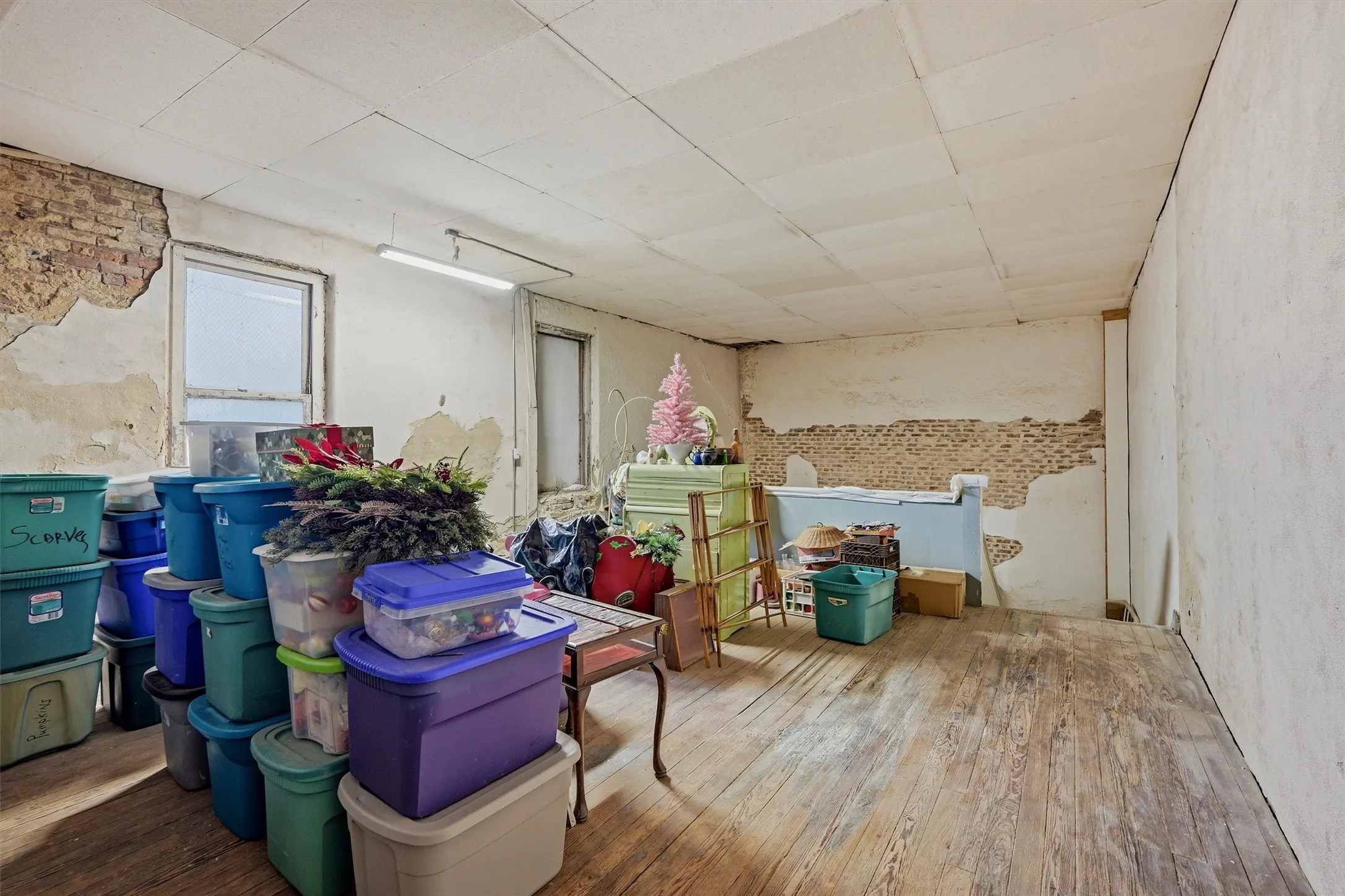 Retail For Sale in Fannin County , 321 N Main Street, Bonham, Texas 75418, 0, 0, Garage spaces, 9,208 Sqft, built in 1890, mls#21307776, Real Estate Agent in Bonham, Homes For Sale in Fannin county, Homes For Sale in Bonham, Realtor in Bonham Texas, Real Estate Brokerage Independent Realty Texas, Luminita Cordes Realtor