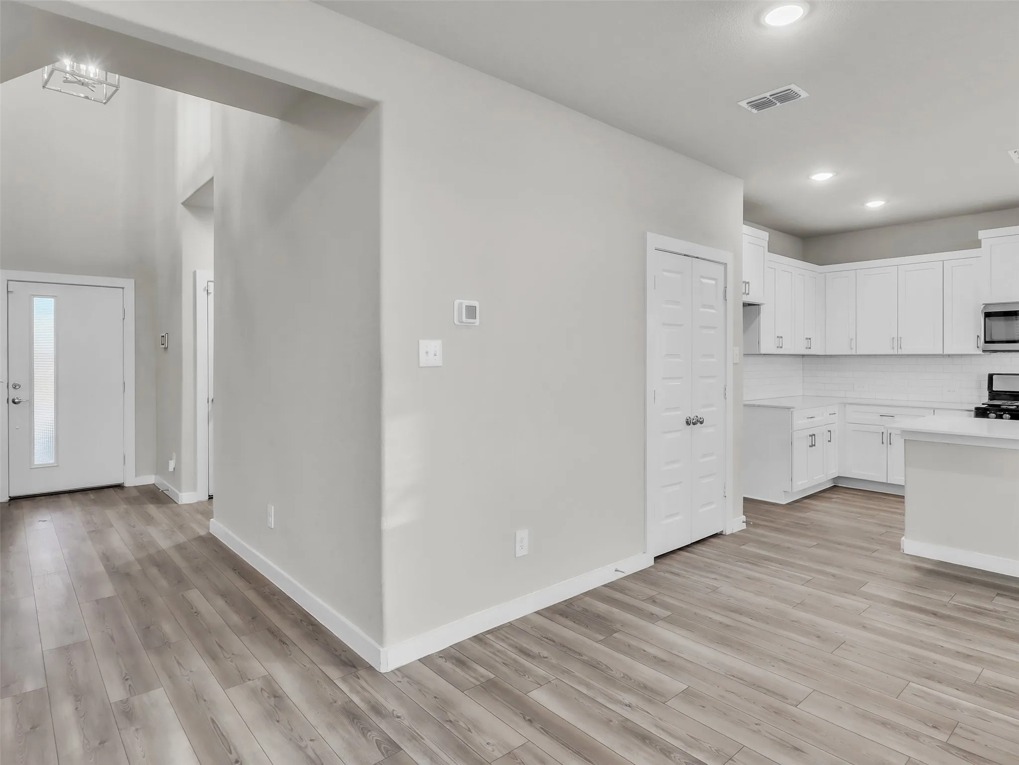 Single Family Residence For Sale in Collin County , 2214 Spring Side Drive, Royse City, Texas 75189, 4 Bedroom, 3 Bathroom, 2 Garage spaces, 2,184 Sqft, built in 2022, mls#21306995, Real Estate Agent in Royse City, Homes For Sale in Collin county, Homes For Sale in Royse City, Realtor in Royse City Texas, Real Estate Brokerage Independent Realty Texas, Luminita Cordes Realtor